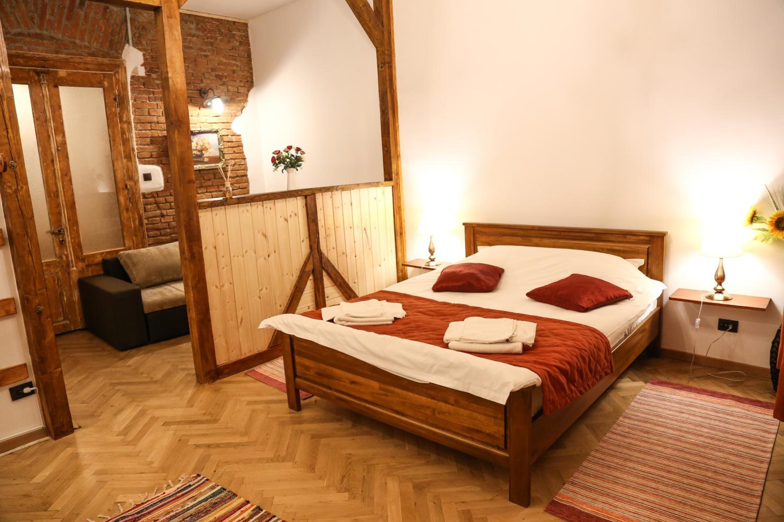 Apartamentul 16 view 2