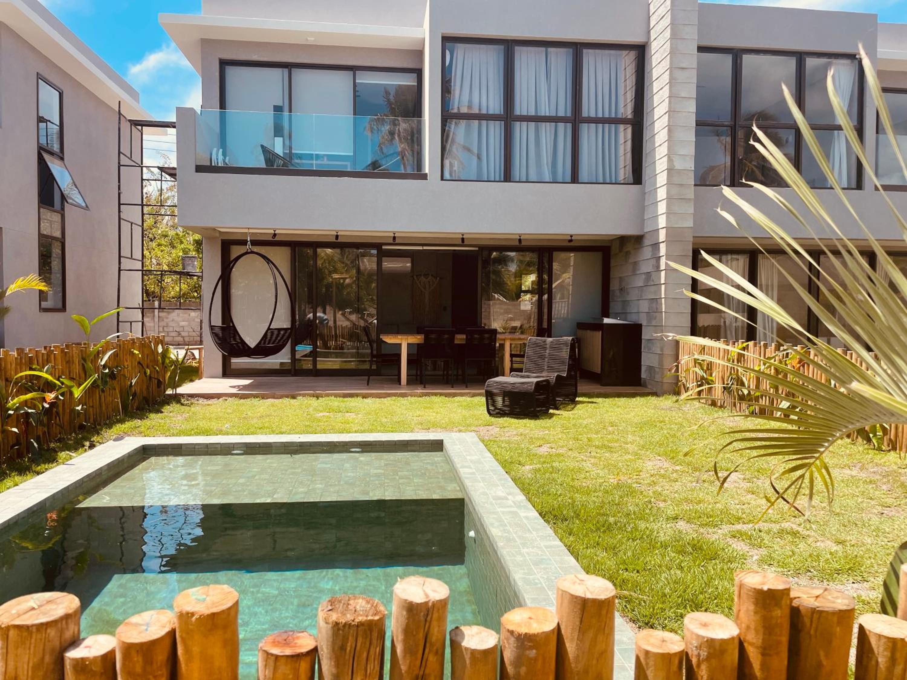 Housi, condo beira mar em Milagres
