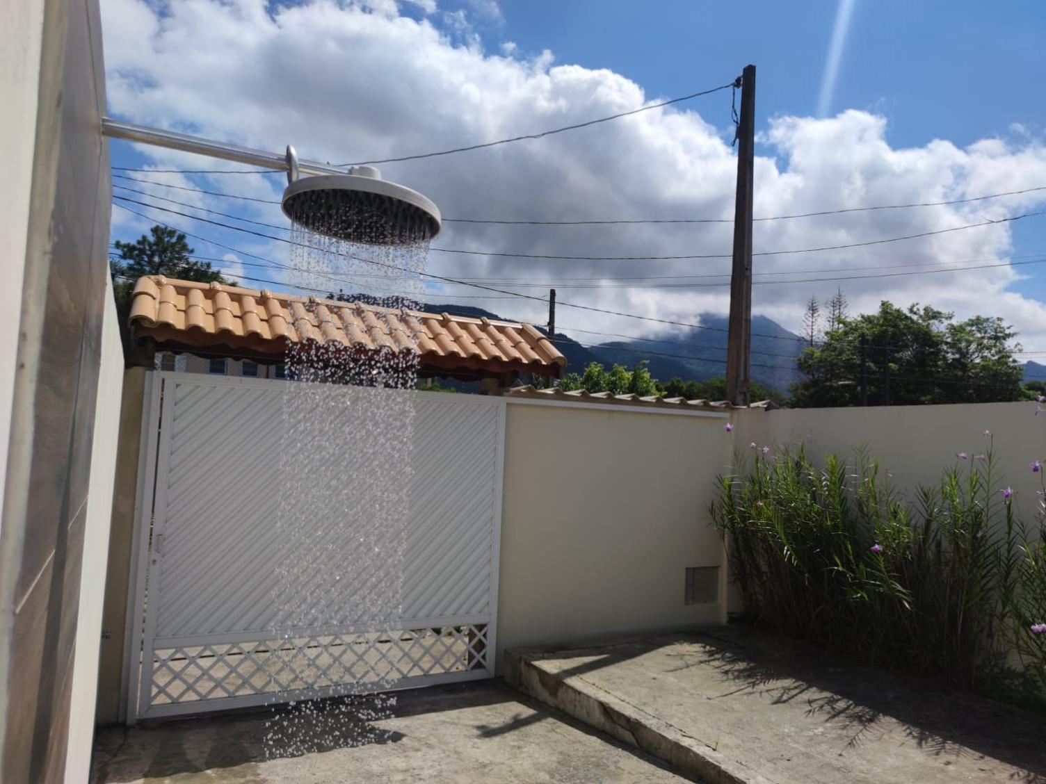 CASA TERREA PERUIBE 5 MIN DO CENTRO,LINDA VISTA, PRÓXIMO A TUDO.