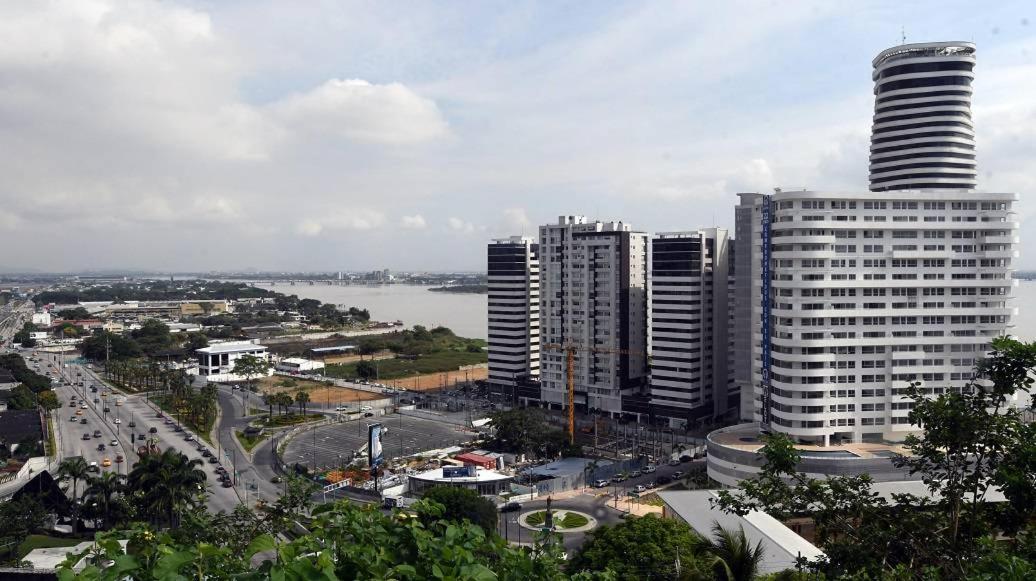 Guayaquil Vacations - Ecusuites Room 44 bellini Gye Santa Ana - Property Image 8