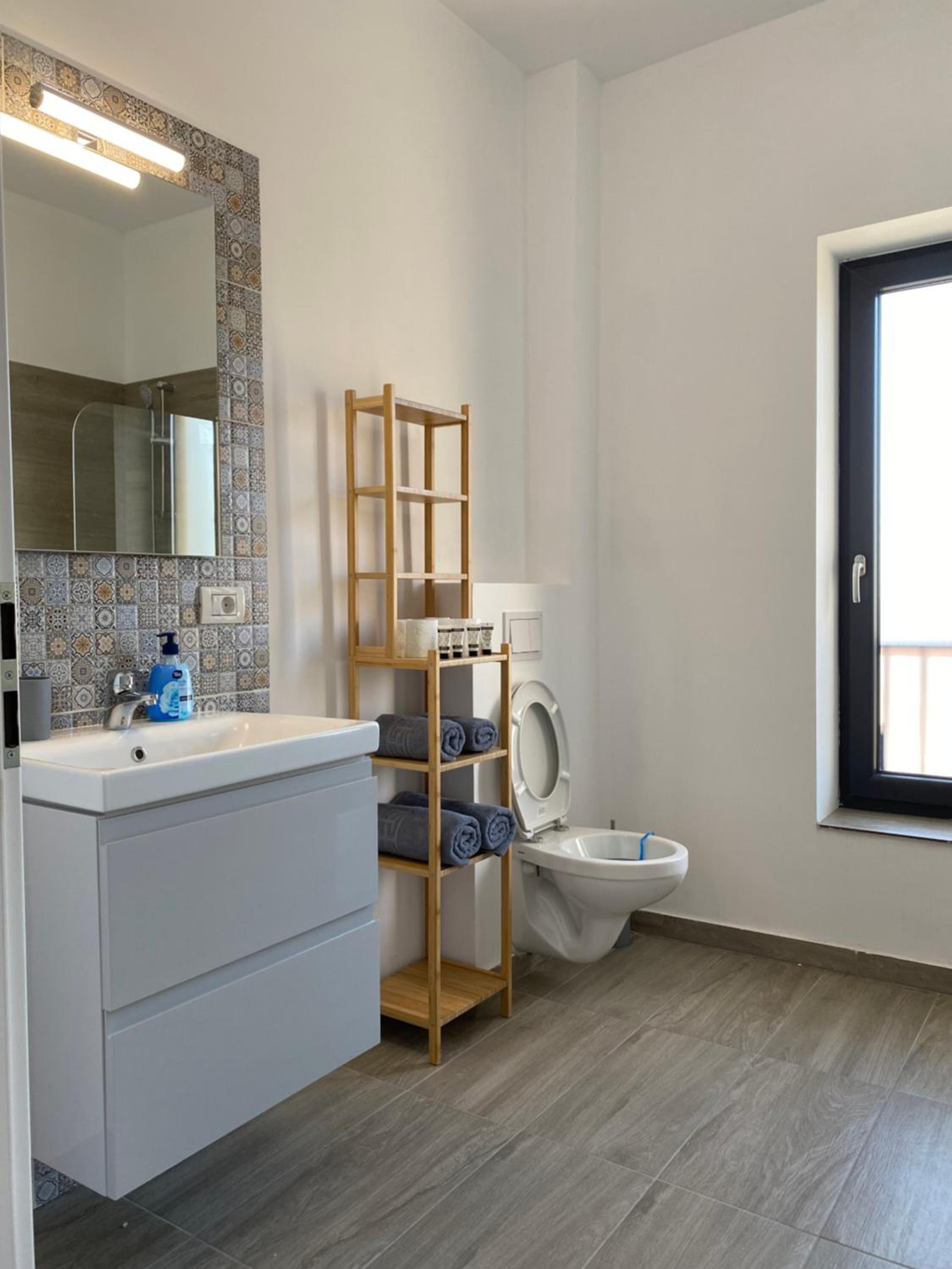 GLAM APARTMENTS Lipatti near Iulius Mall and City Center