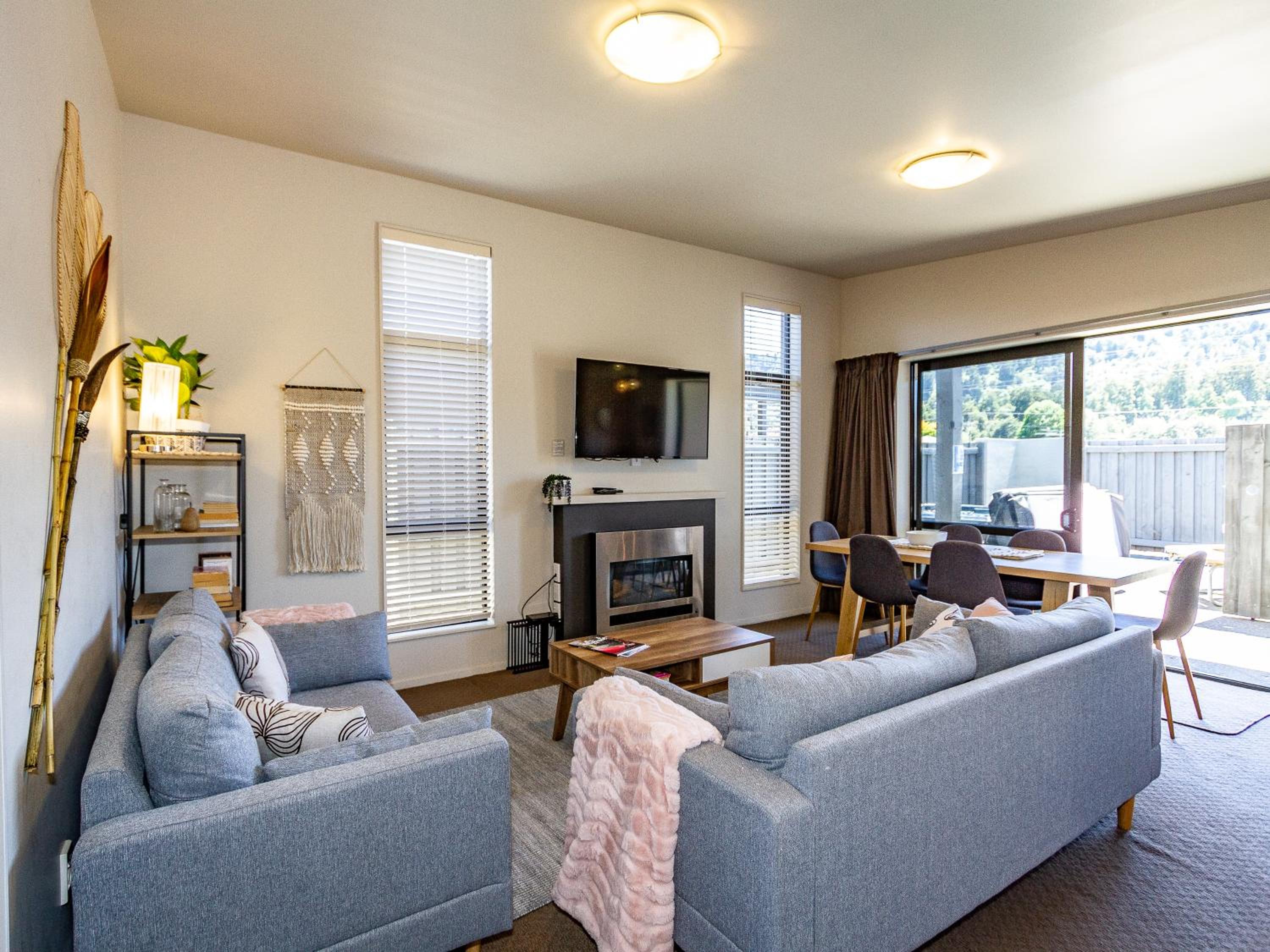 Alpine Place - Spa and Mountain Views view 4