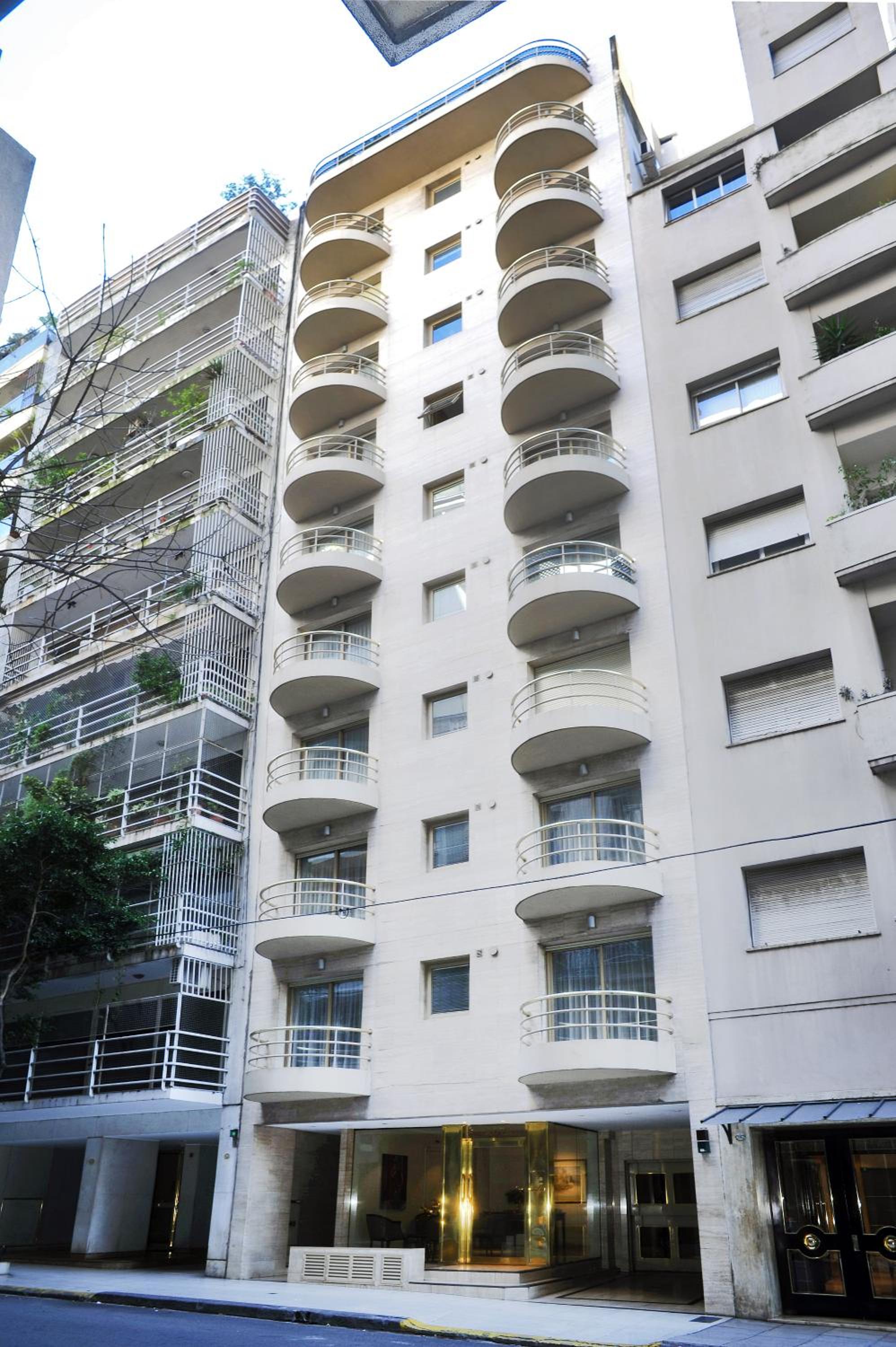 Mayla Apartments