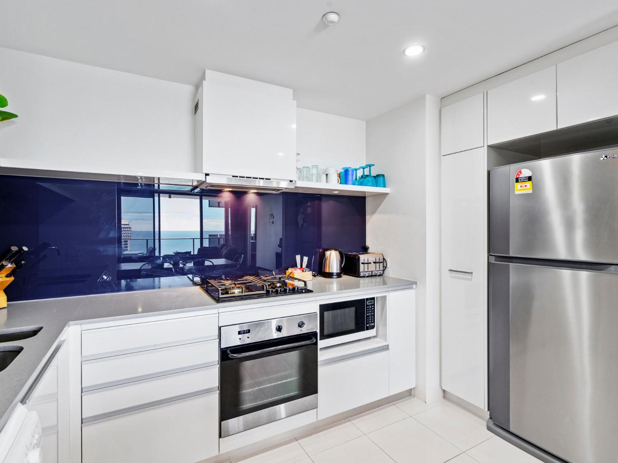 Circle on Cavill - Hosted by Coastal Letting Co.