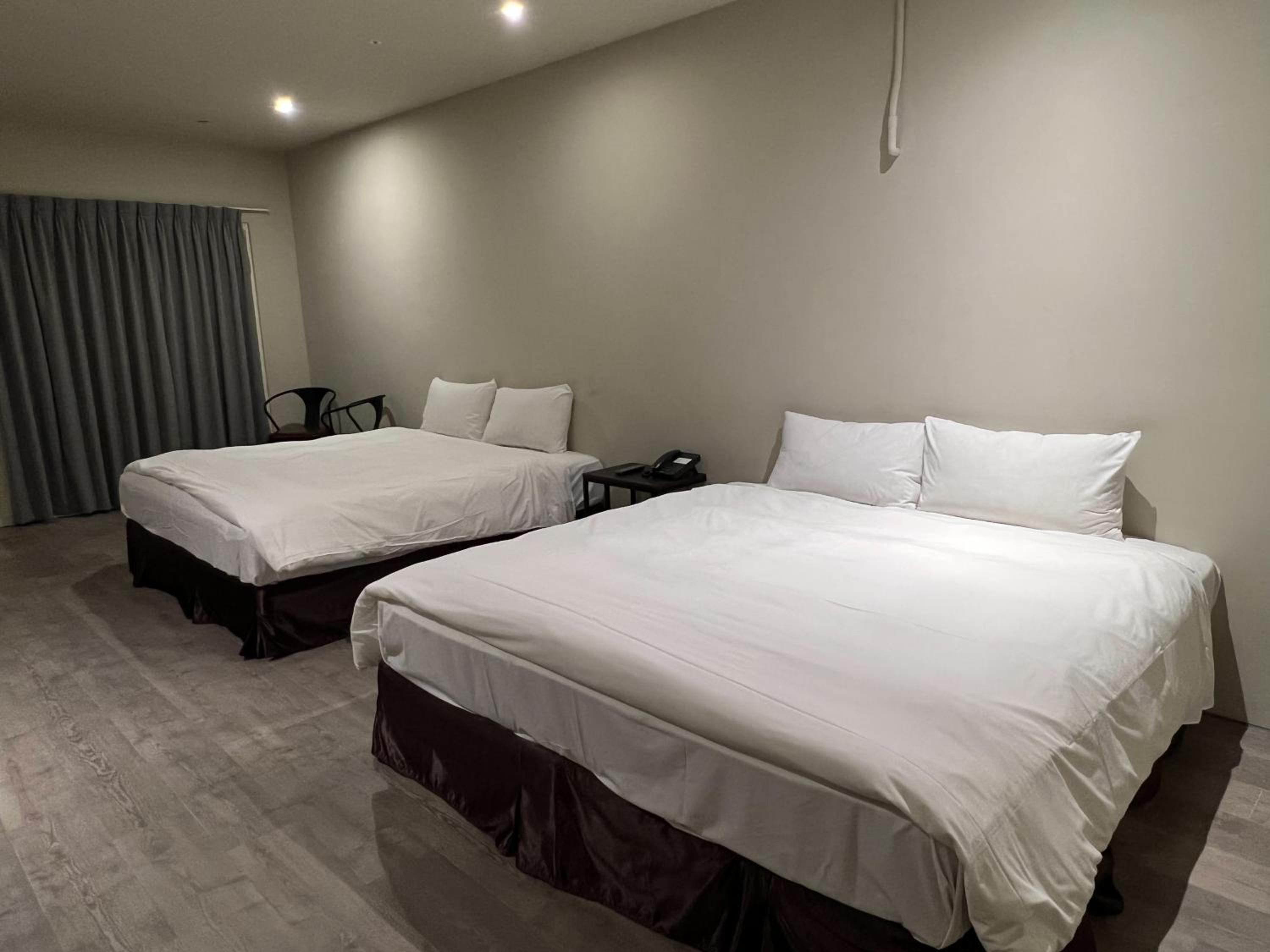 Saint Hostel