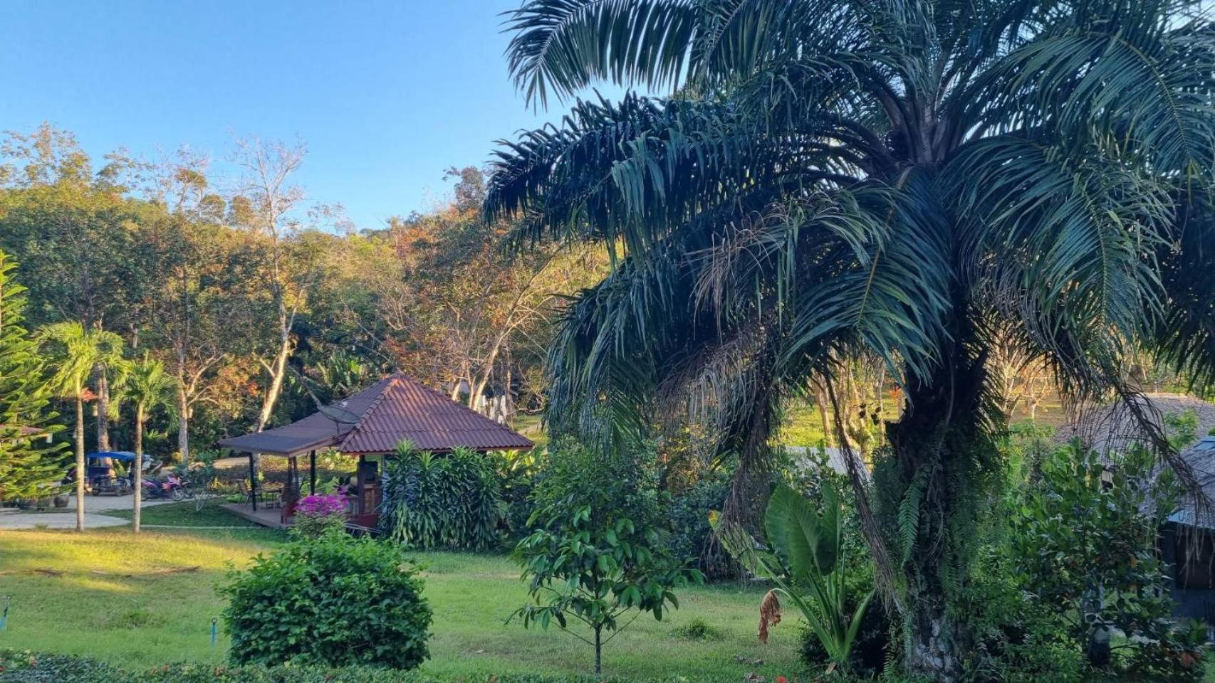 Mookies Bungalows