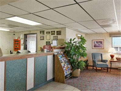 Sunset Inn & Suites view 4