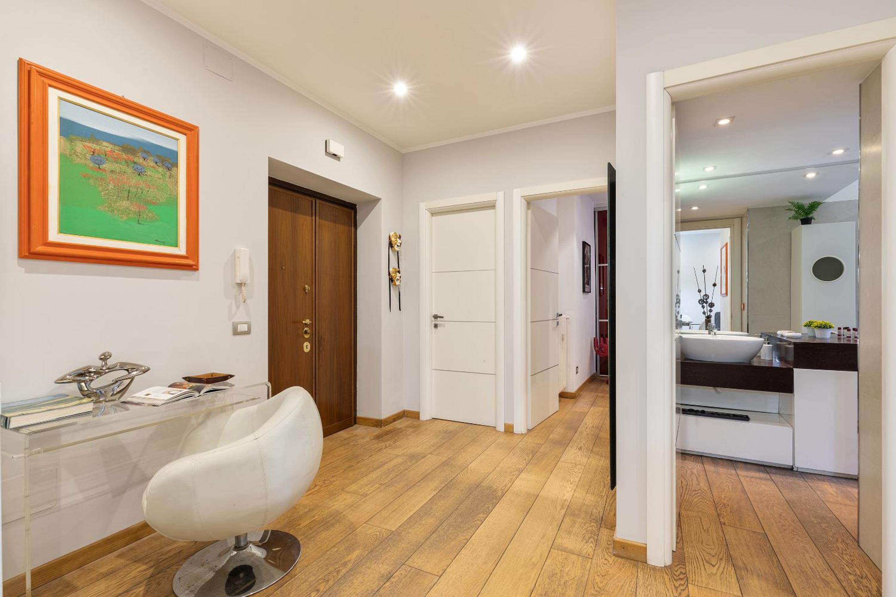 Rome As You Feel - Bazzoni Vatican Apartment