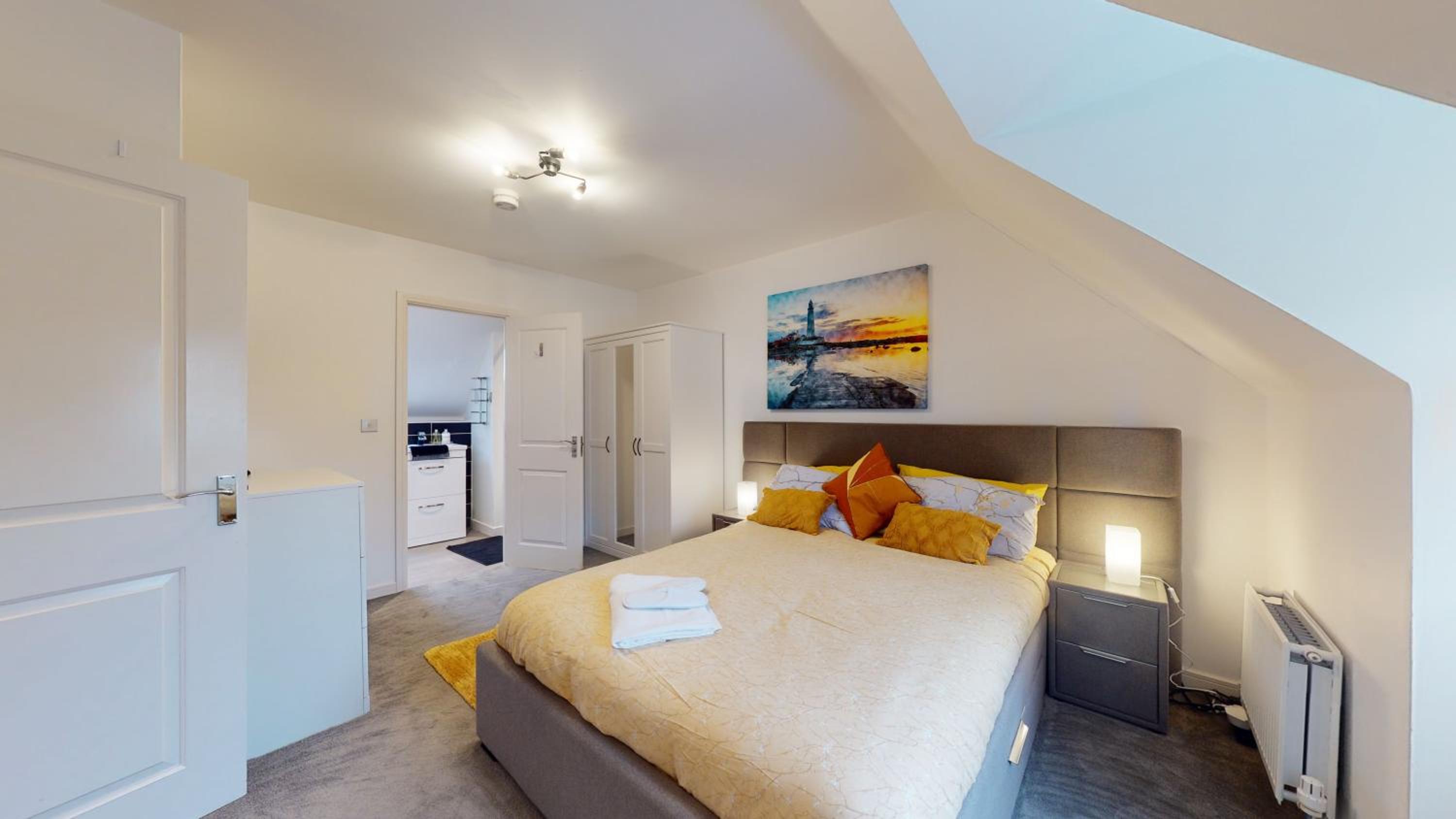 Sapphire Apartment Bromley Common view 2