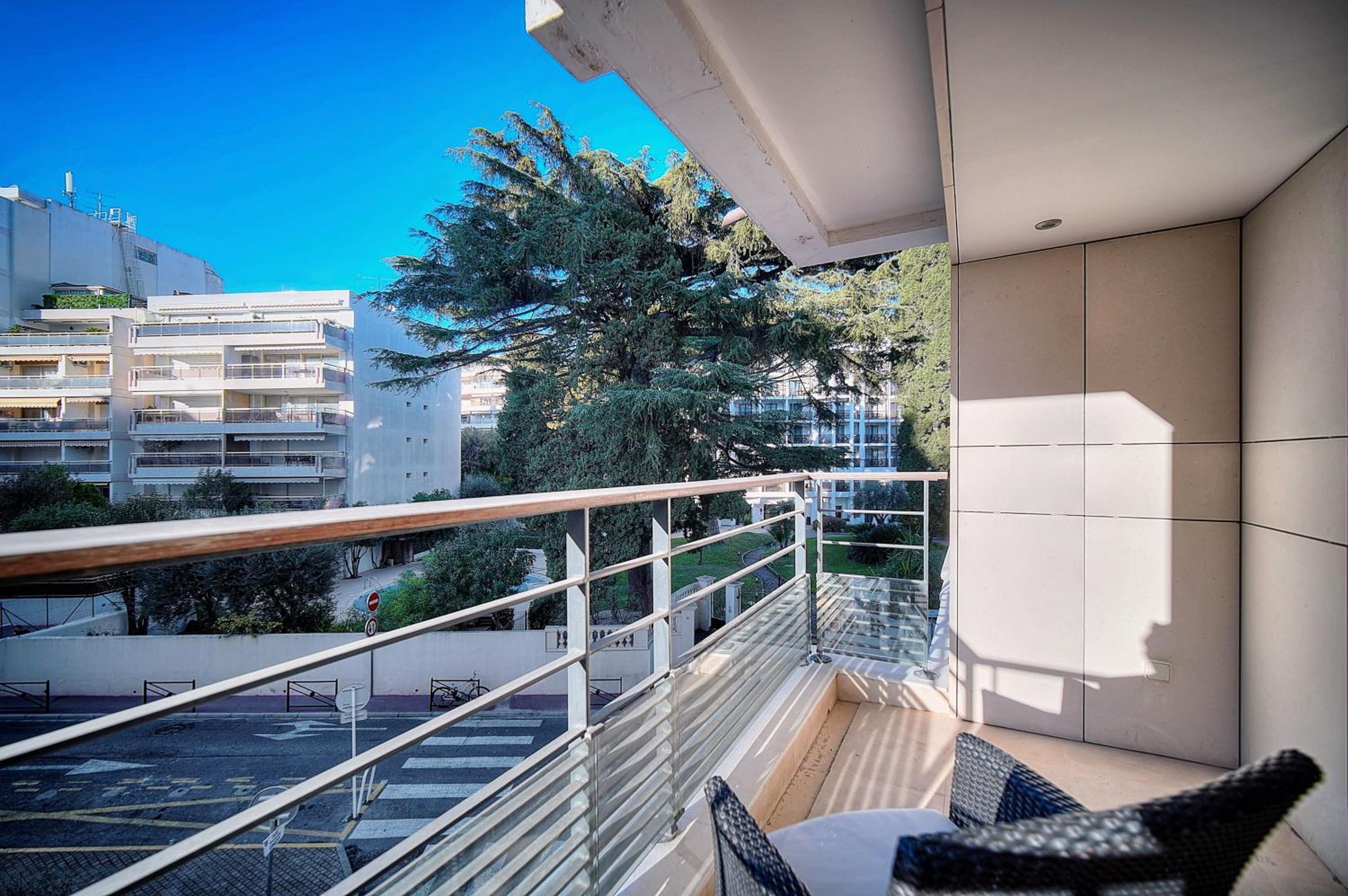 Photo 62