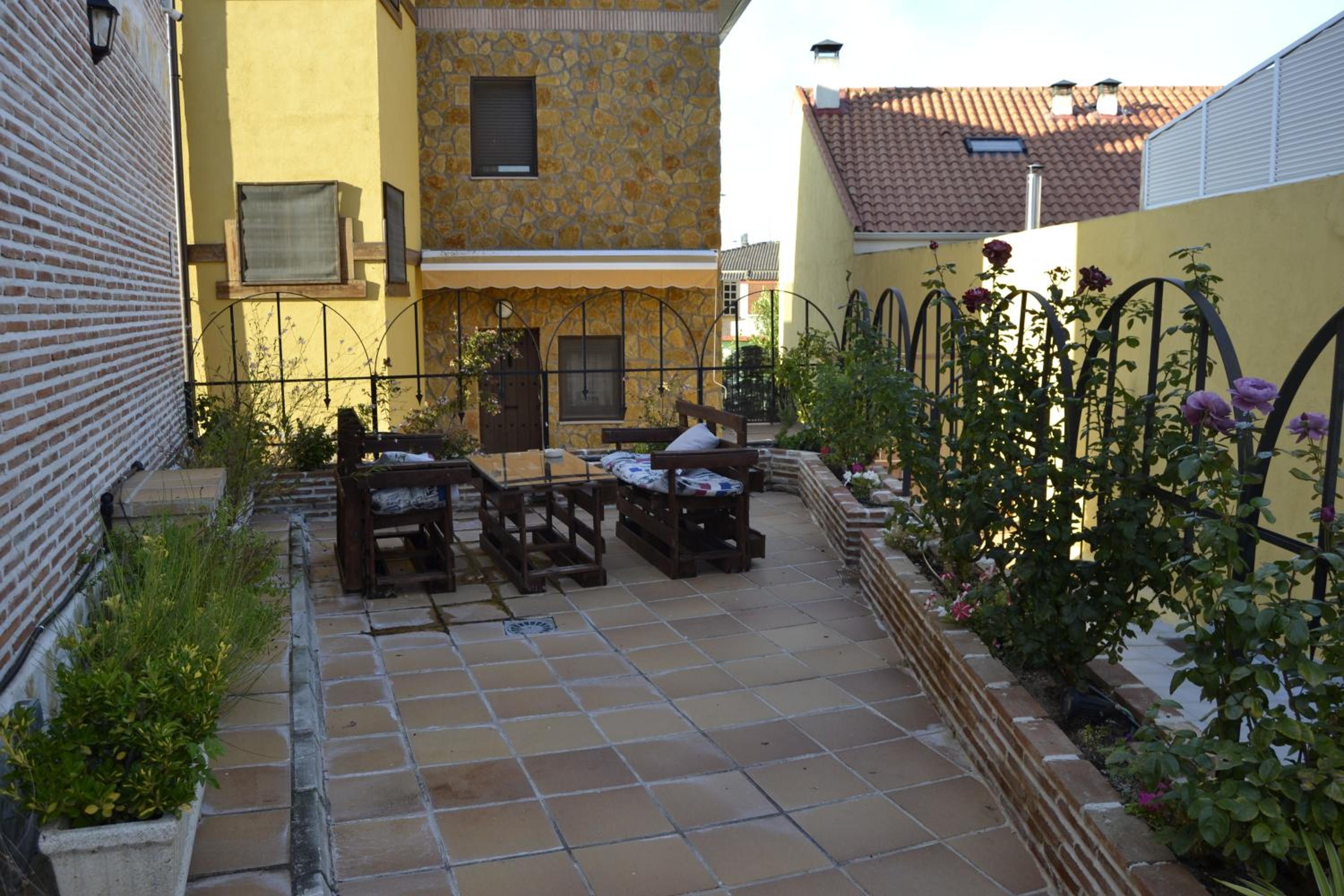 Photo 25