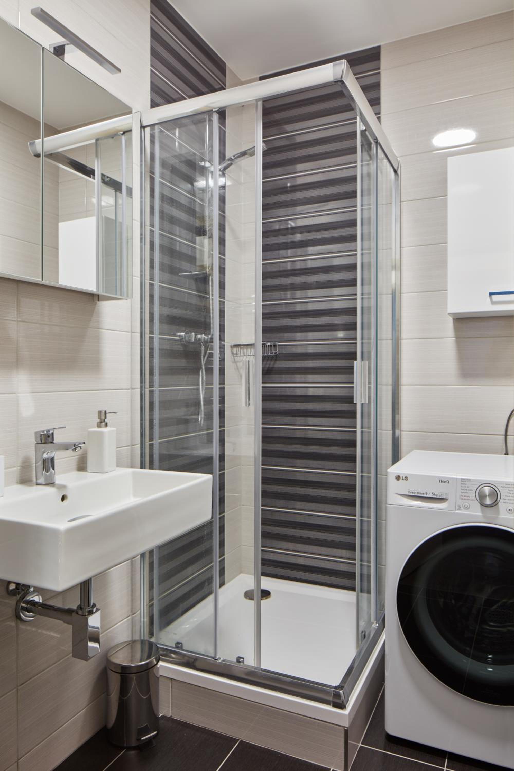 Modern Studio in New Town by Prague Days