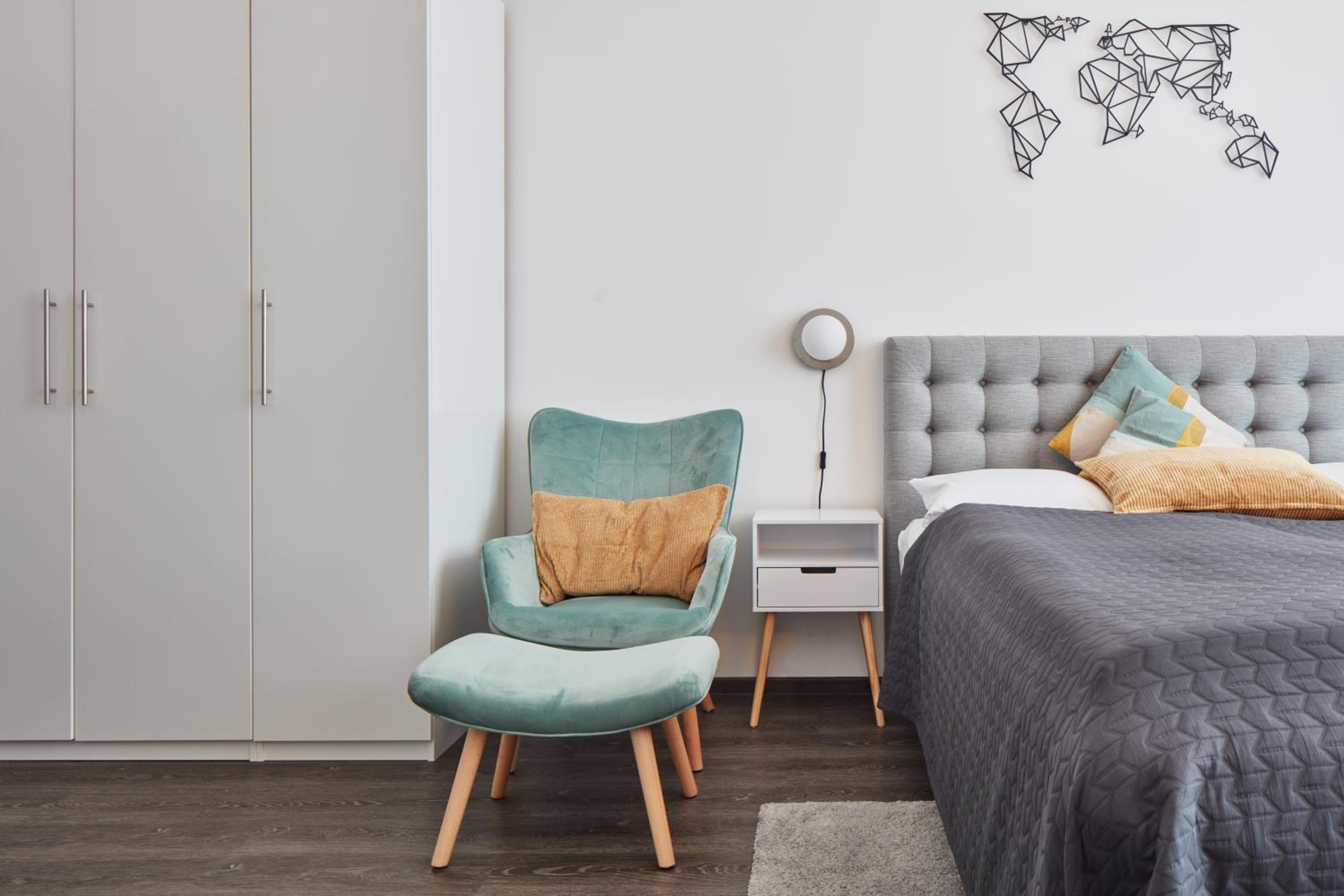 Modern Studio in New Town by Prague Days