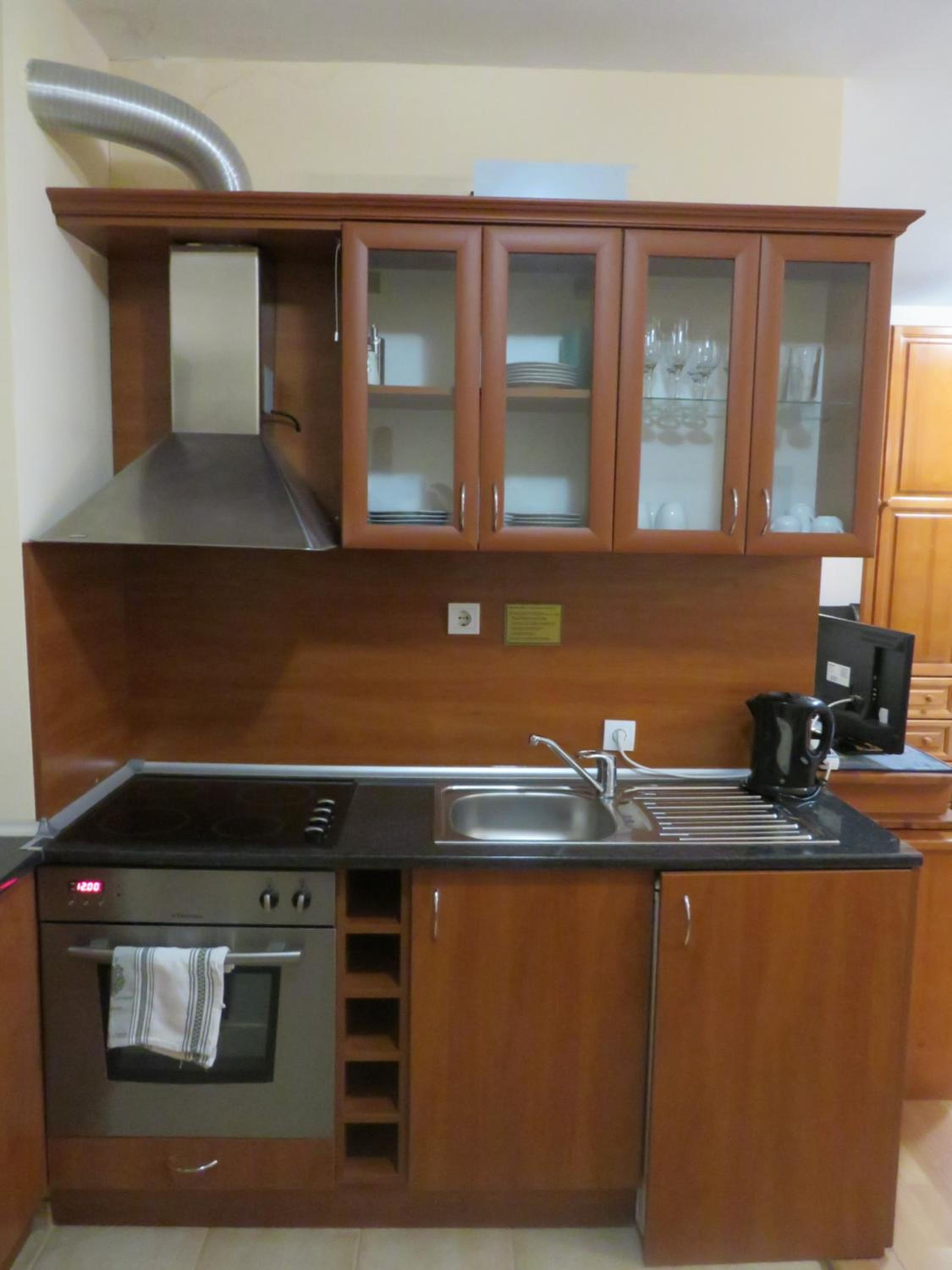 Flora Violet Studio Apartment nr 10 view 2