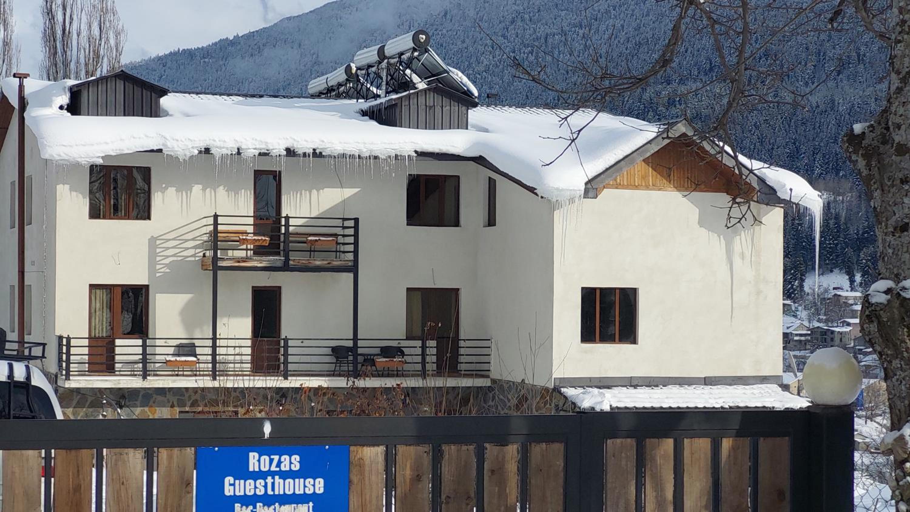 Roza Mountain View Guesthouse view 2