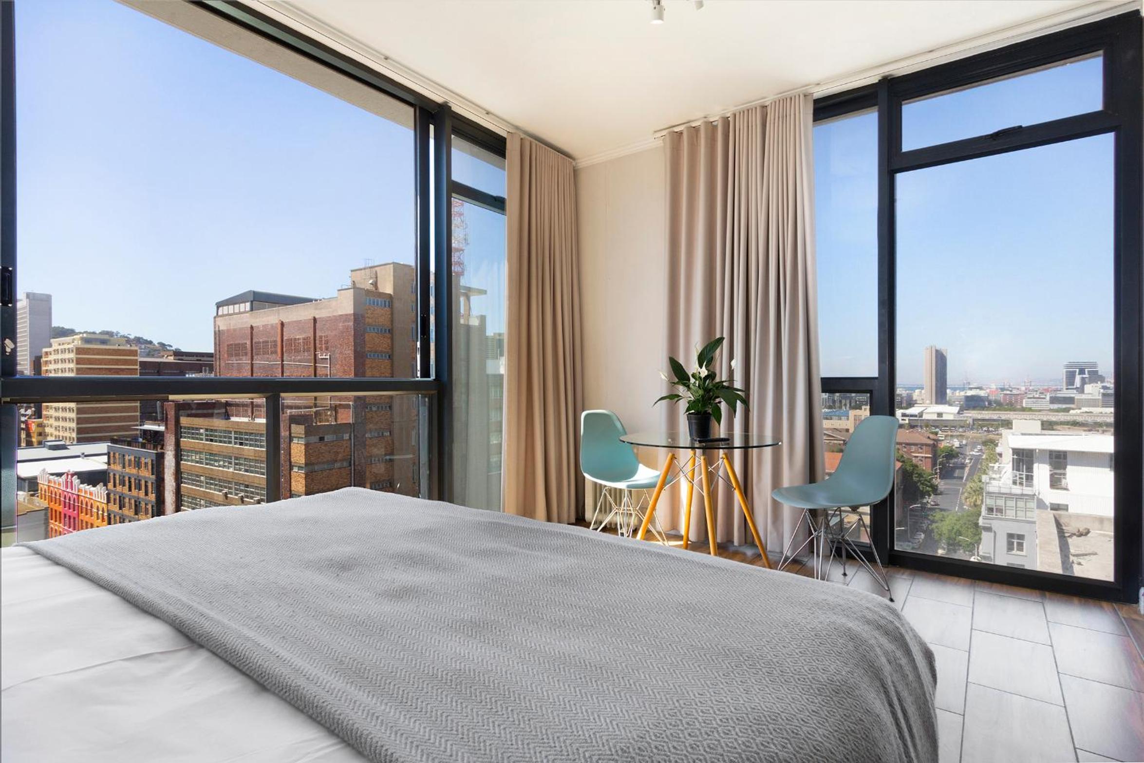Urban Oasis At The Four Seasons