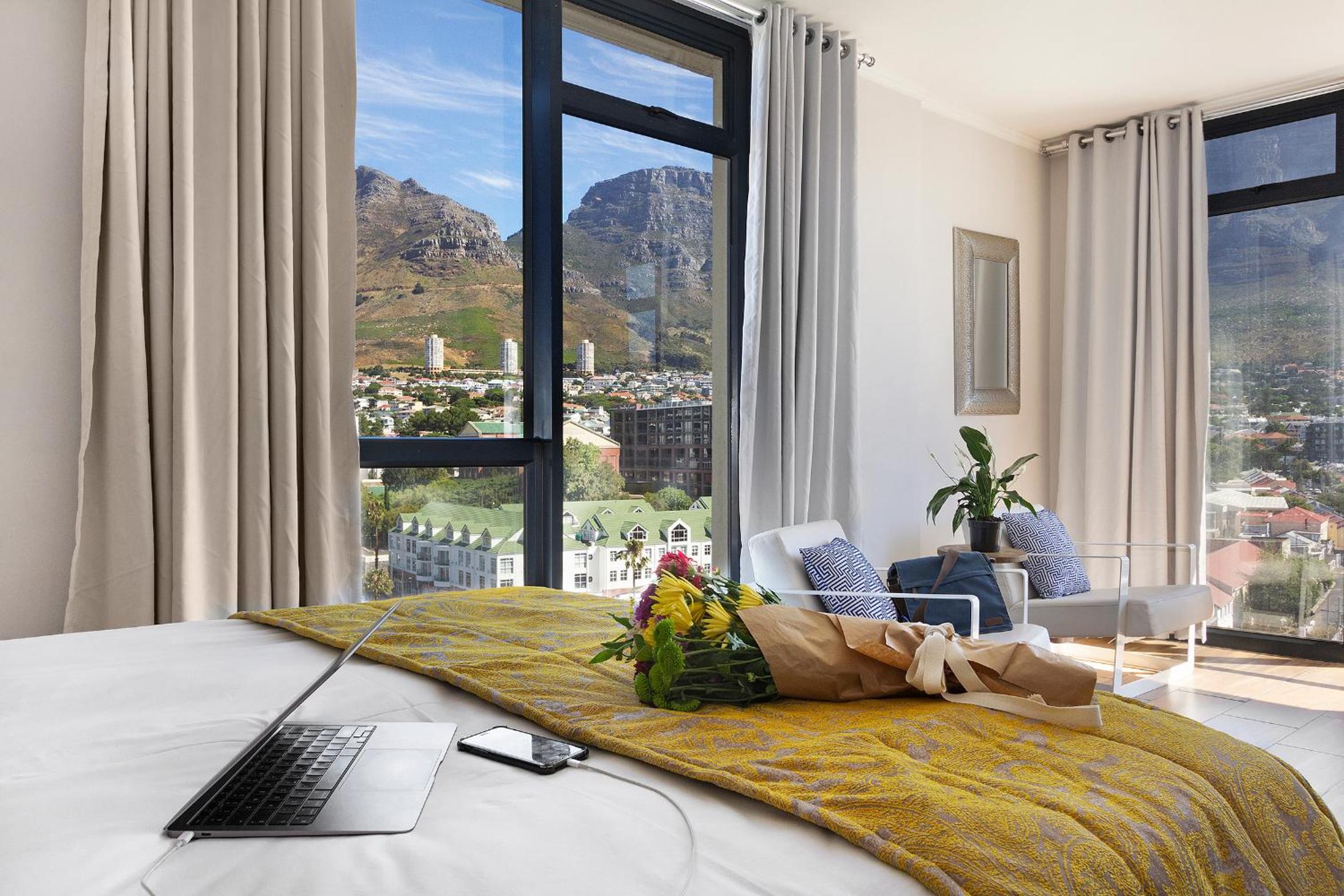 Urban Oasis At The Four Seasons