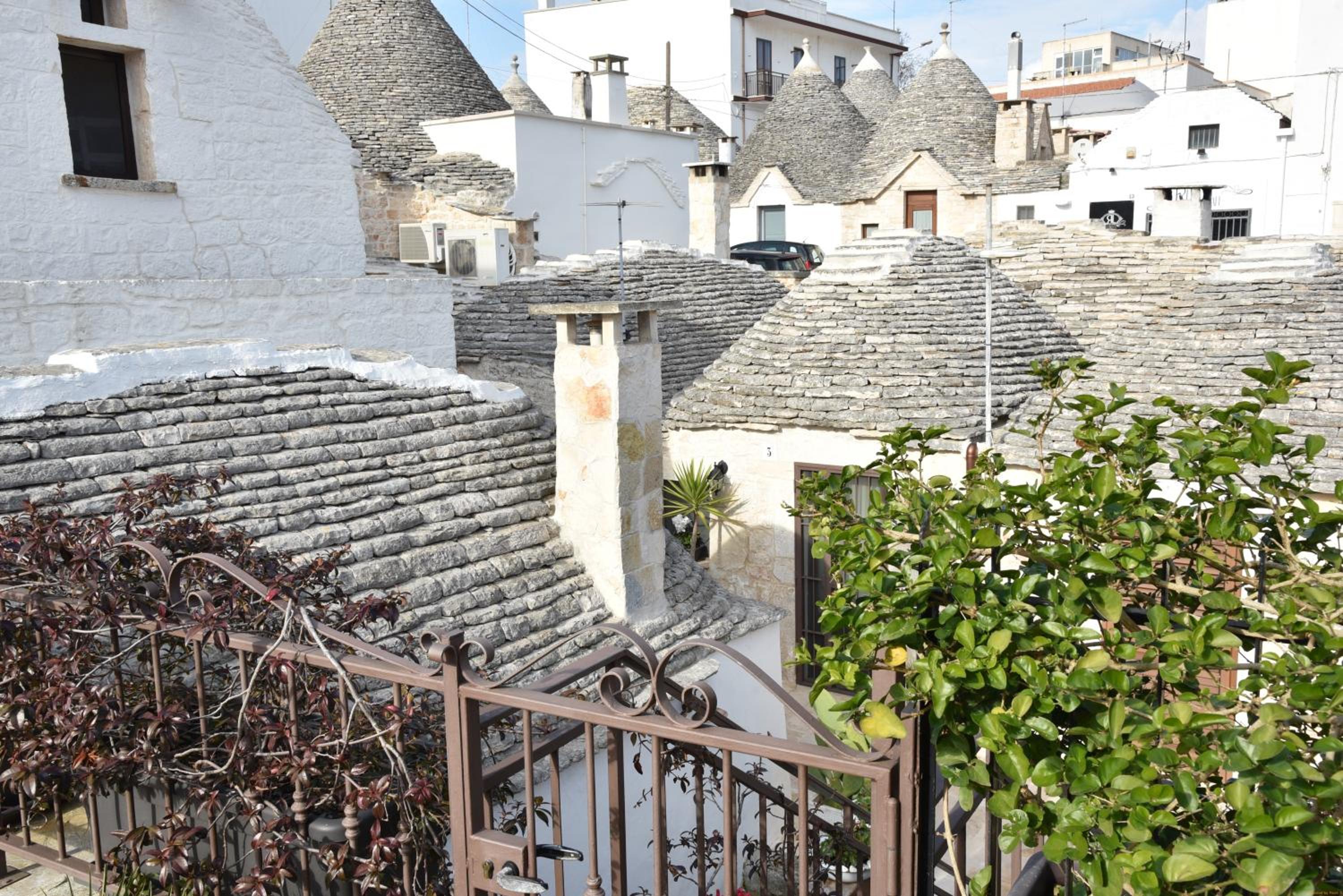 Trulli Moon view 3