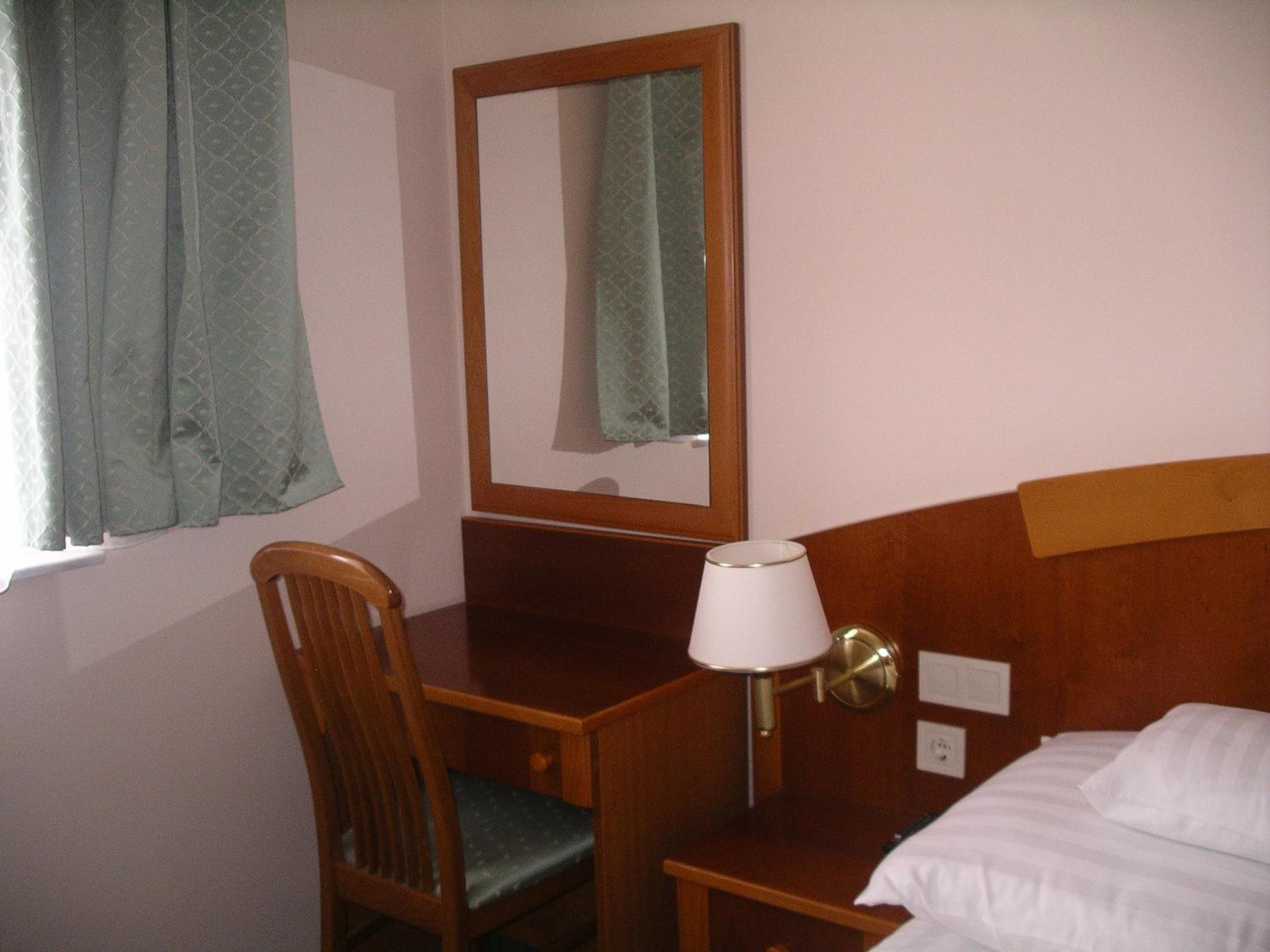 Photo 45