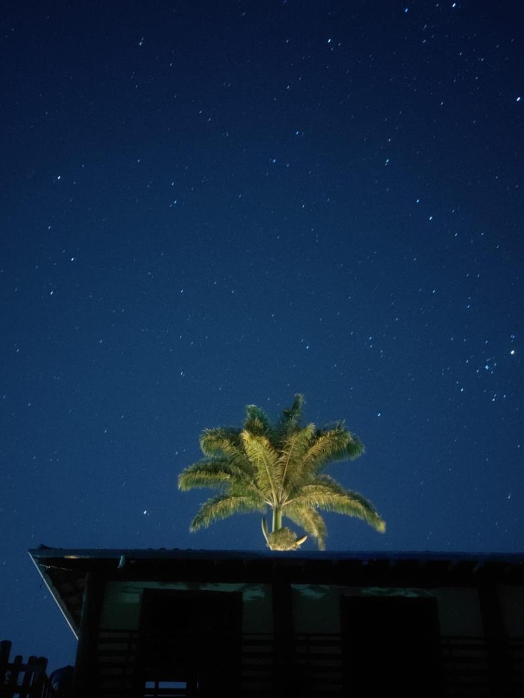 Pé na Areia Sapê