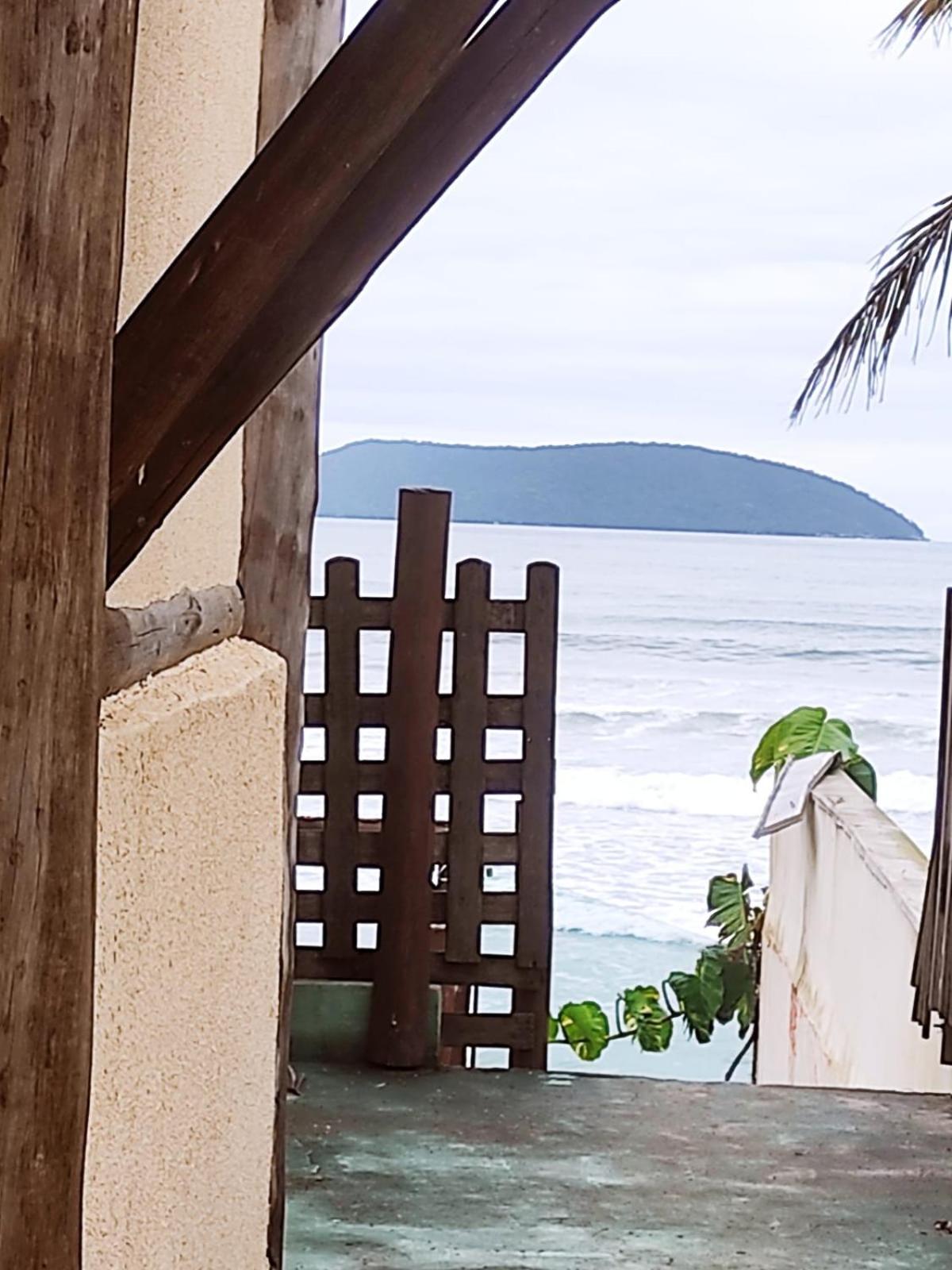 Pé na Areia Sapê
