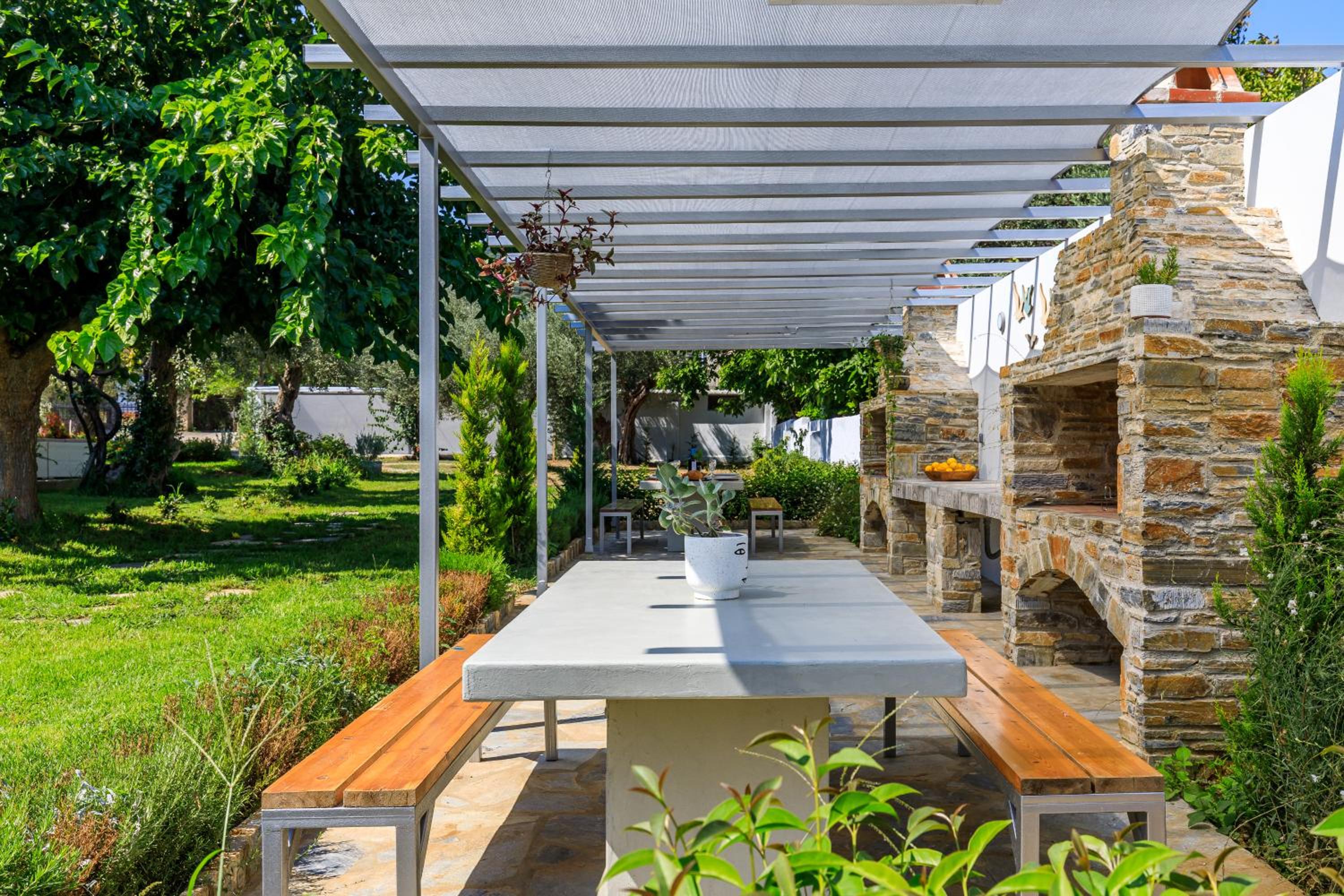 Artemis' Garden photo 5