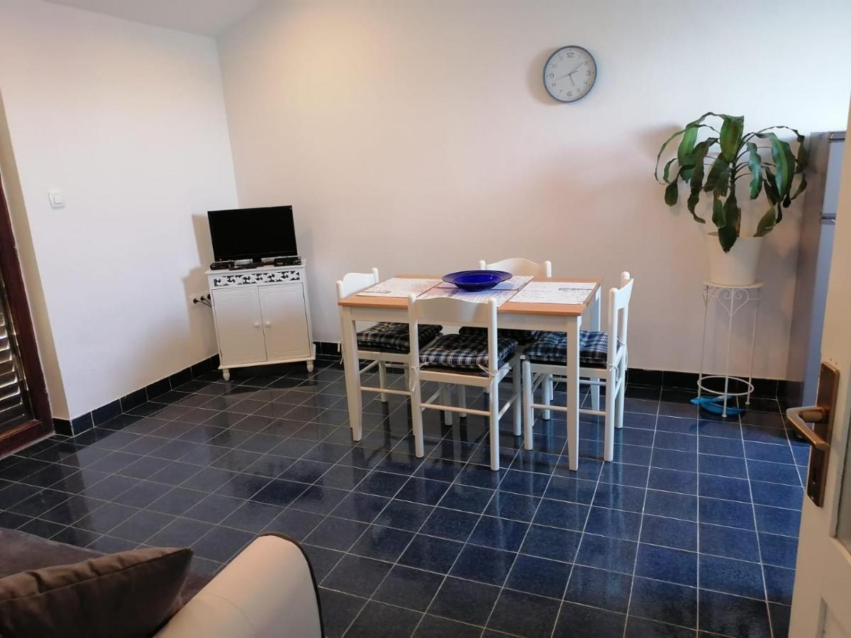 Apartmani Saška 2 view 2
