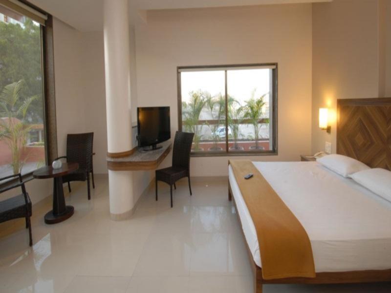 Shirdi Vacations - Sai Palace Budget Hotel - Property Image 4