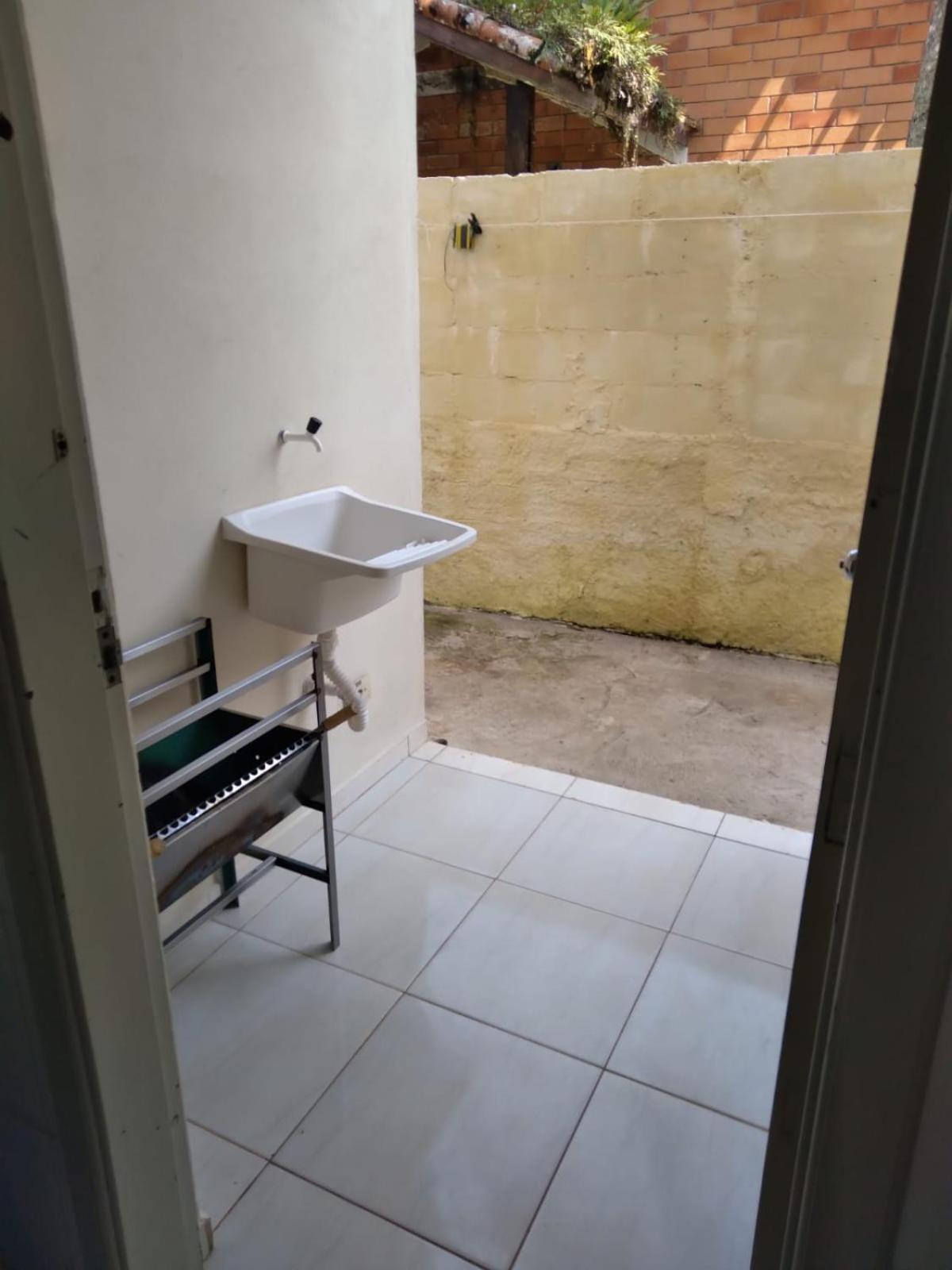 CASA UBATUBA-MARANDUBA, casa térrea