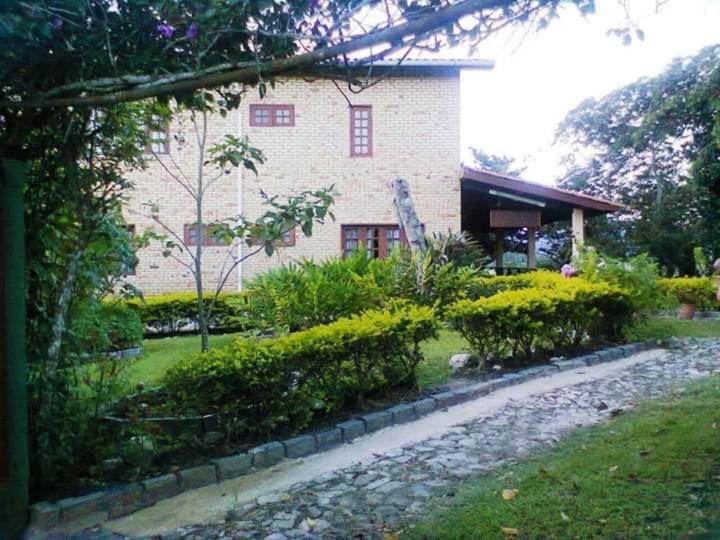 Sítio São Gerardo - Aconchegante casa no campo.
