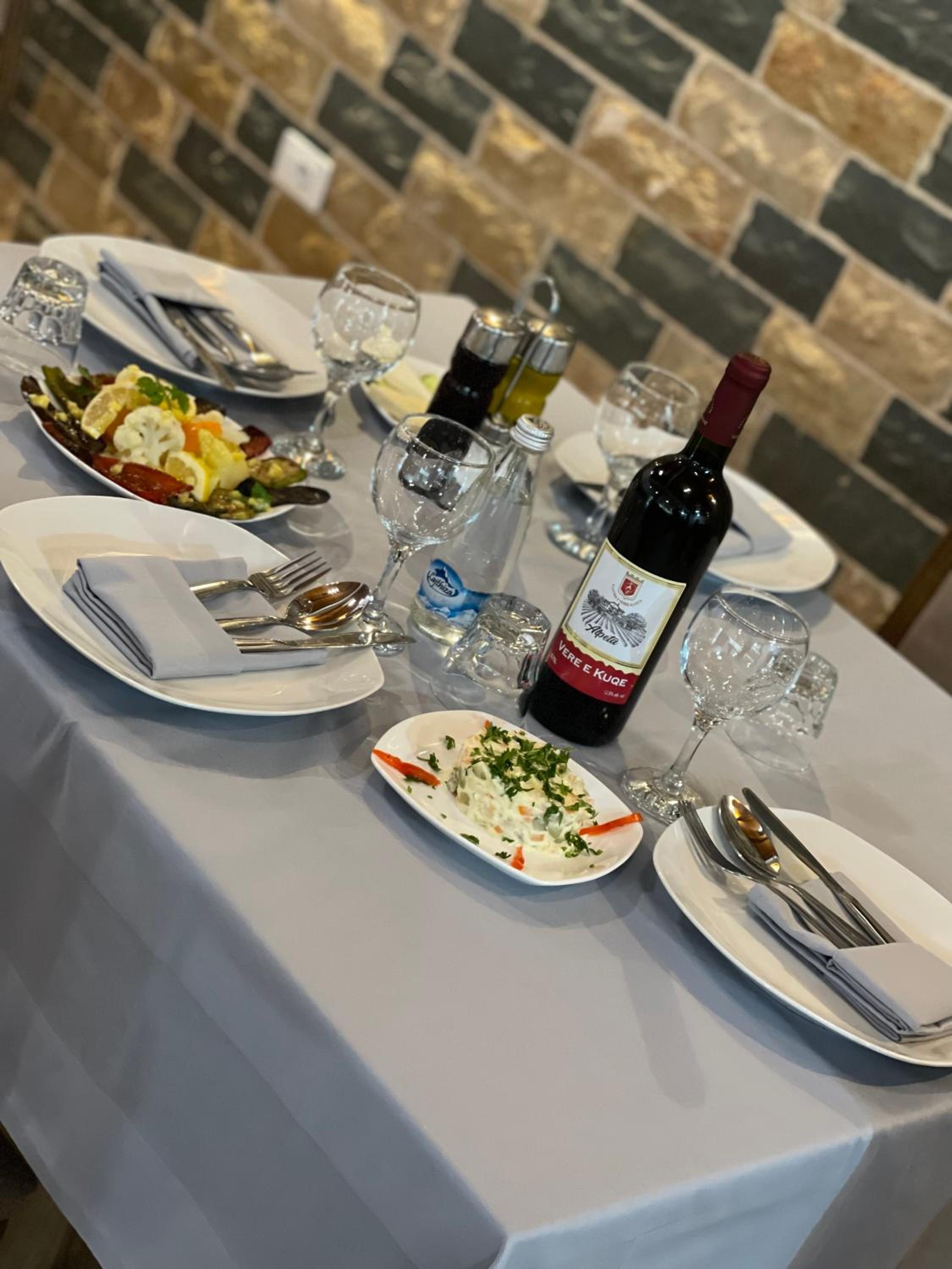 Guest House Bracaj