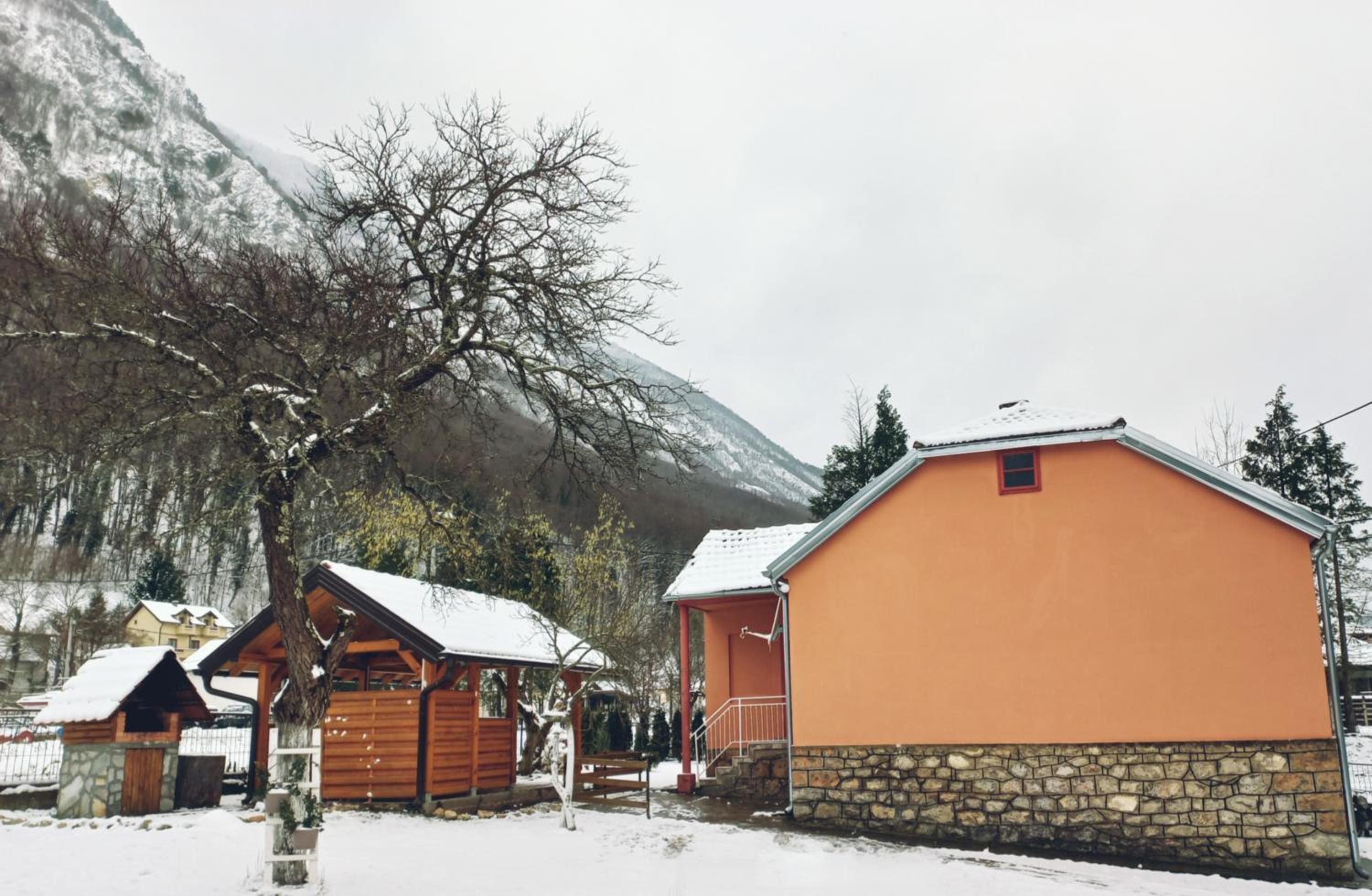 NAXI GUEST HOUSE view 4
