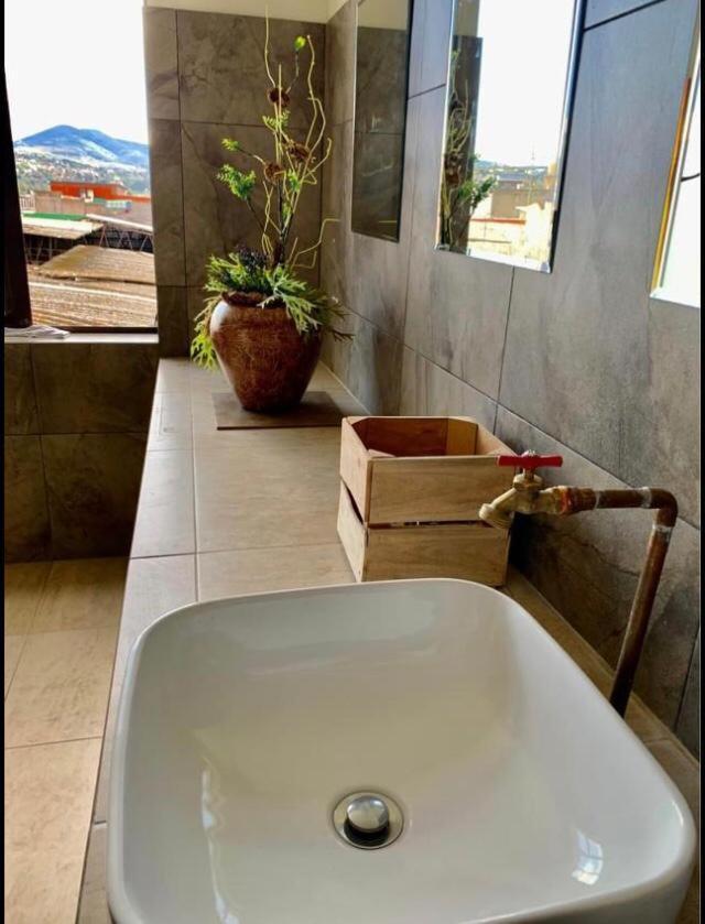 Vivir Bonito Hostal - Property Image 11