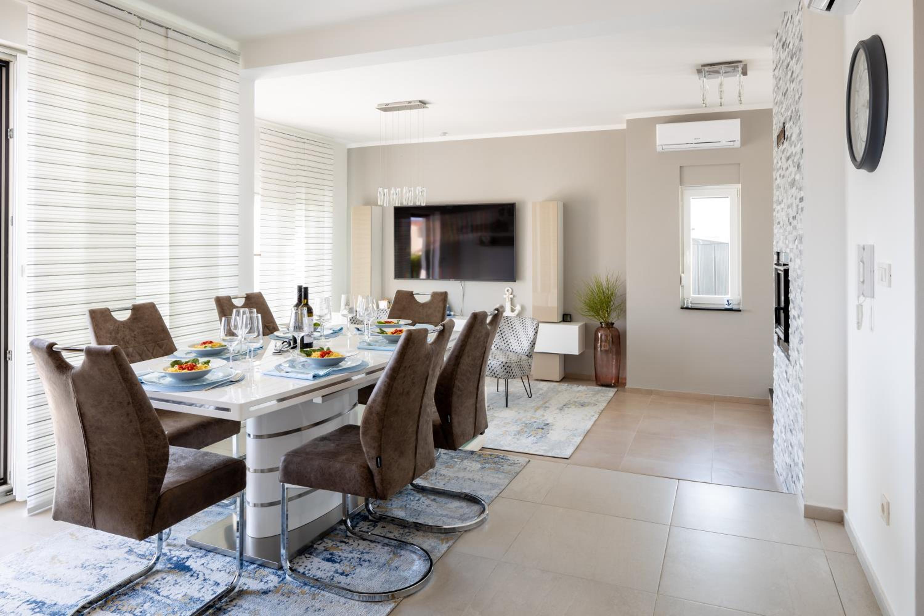 Luxury villa Mia view 2