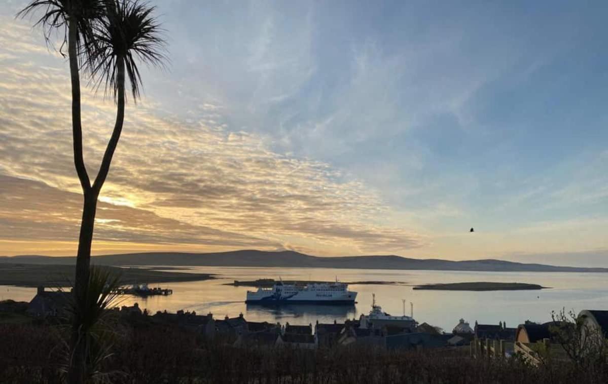 Orkney Lux Lodges - Hoy Lodge view 2