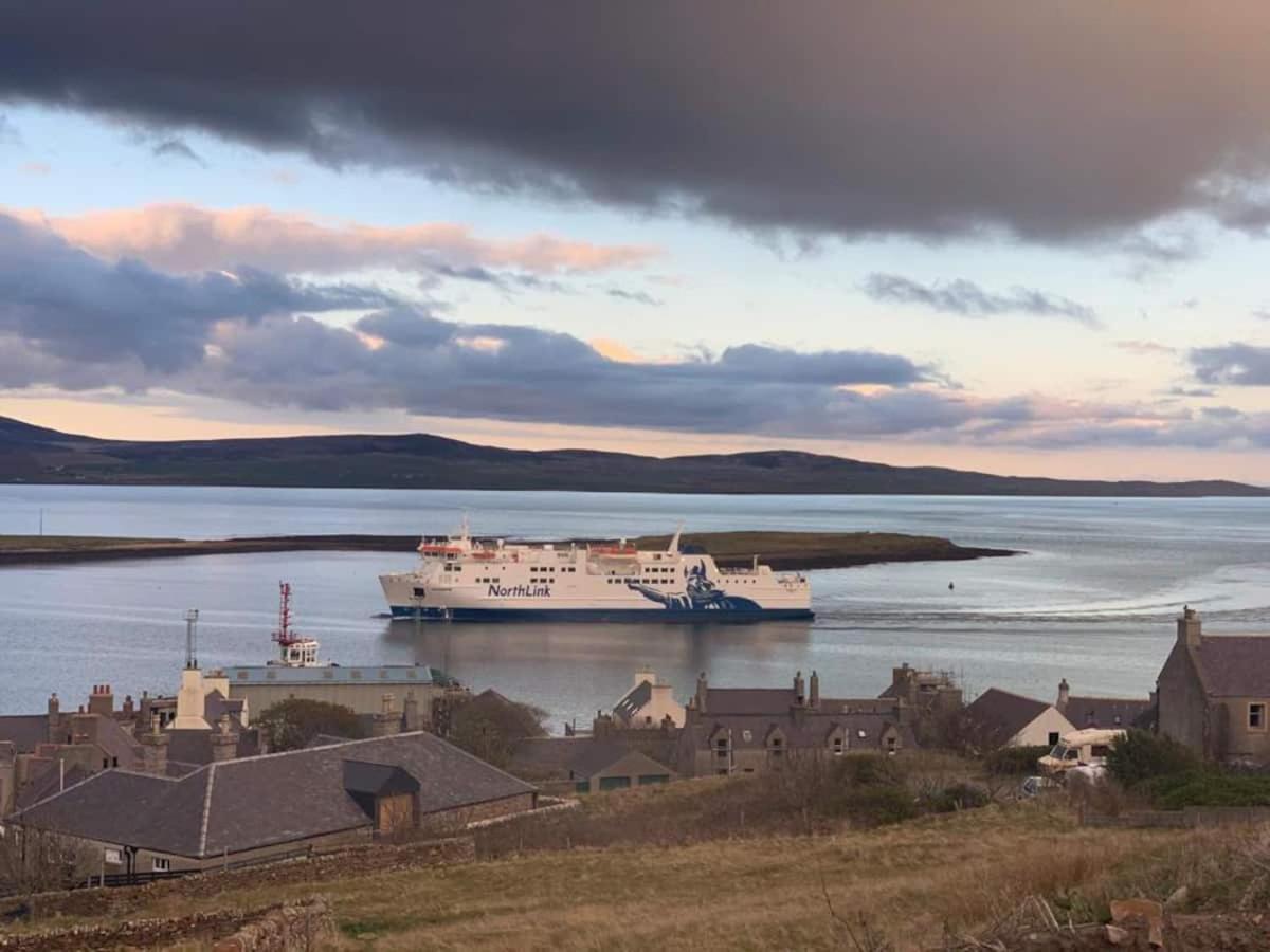 Orkney Lux Lodges - Hoy Lodge view 5