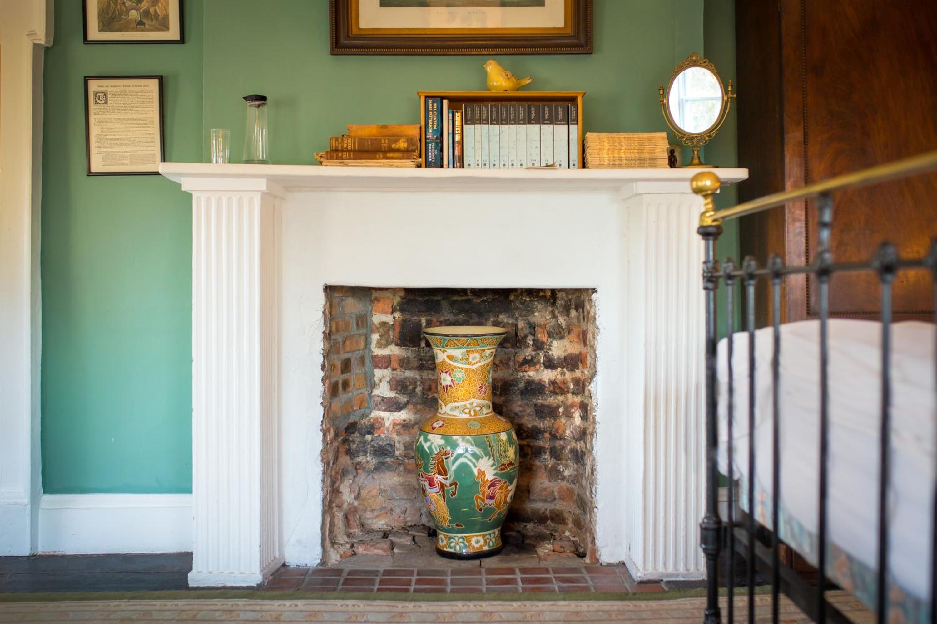 Roundwood House