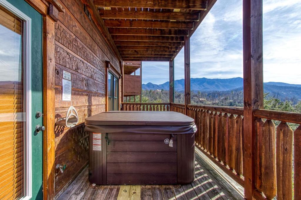 Lazy Bear Lodge