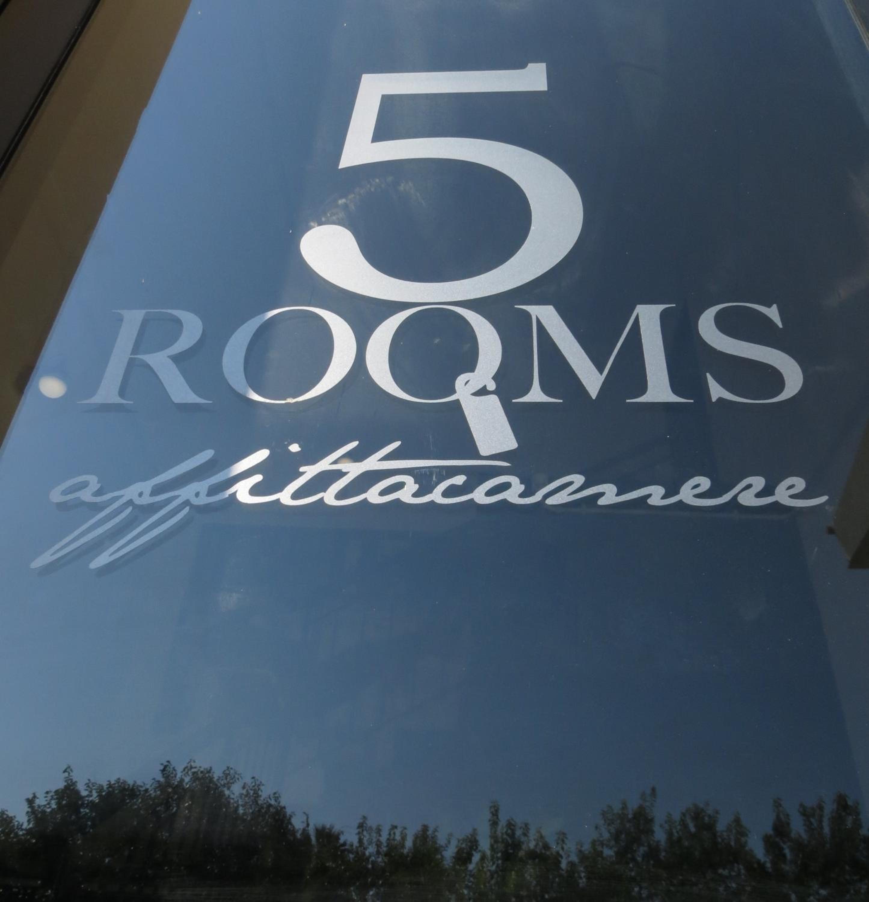 5 Rooms Affittacamere