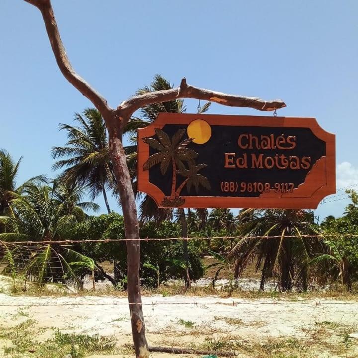 Chalés Ed Moitas