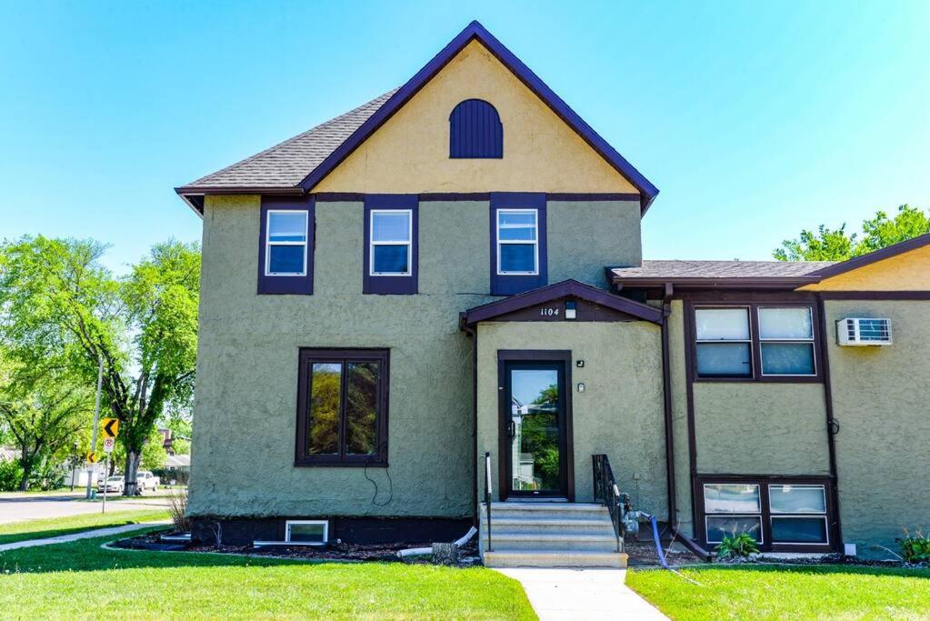 Hotel 2 Bedroom Apartment near NDSU and Downtown Fargo - Image 1