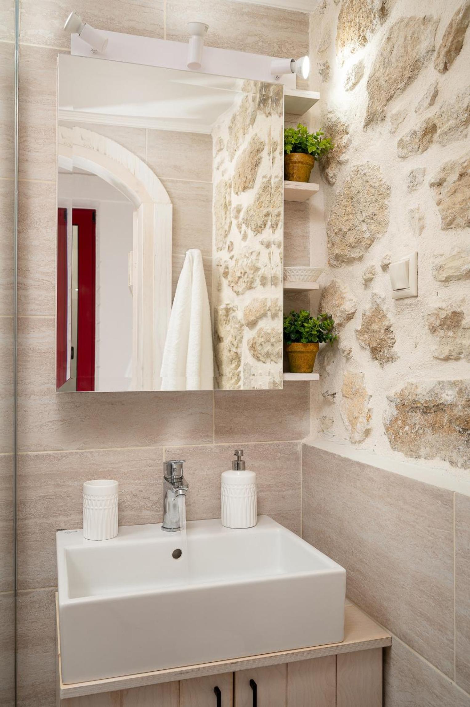 Physis Country House Near Matala Beach & Faistos view 2