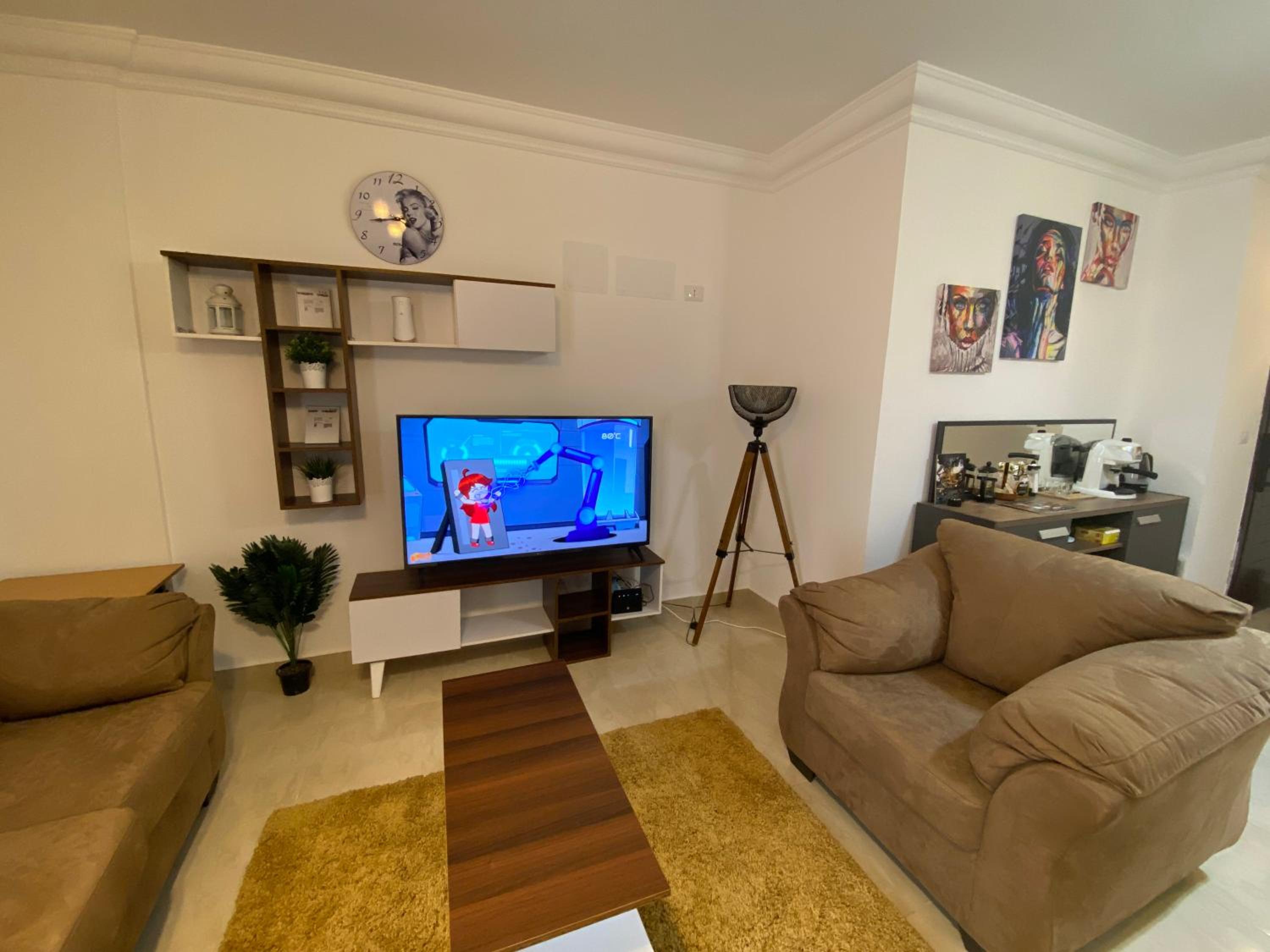 Madinaty Well-furnished 3- Bedroom apartment - شقة فندقيه للايجار مدينتي view 3