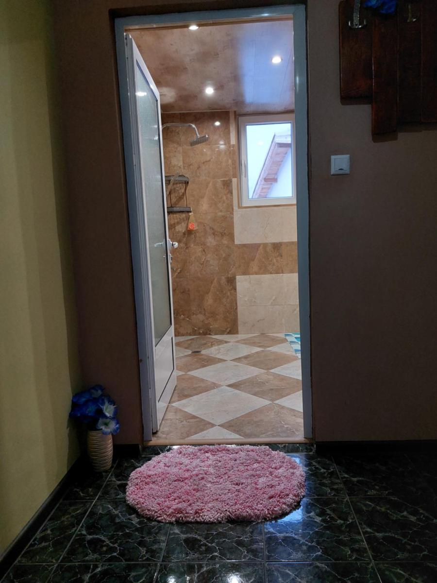 Guest Rooms Vŭrbite