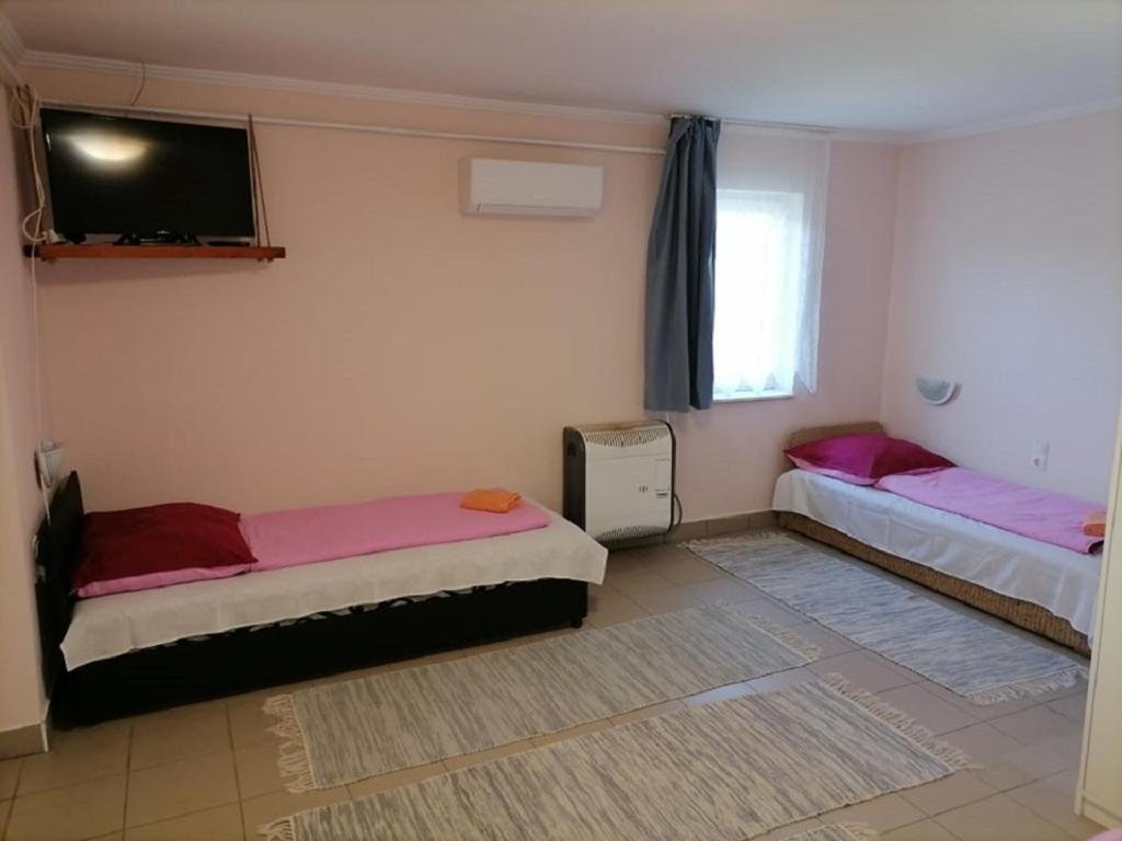 Cserke Gyöngye Apartman view 5