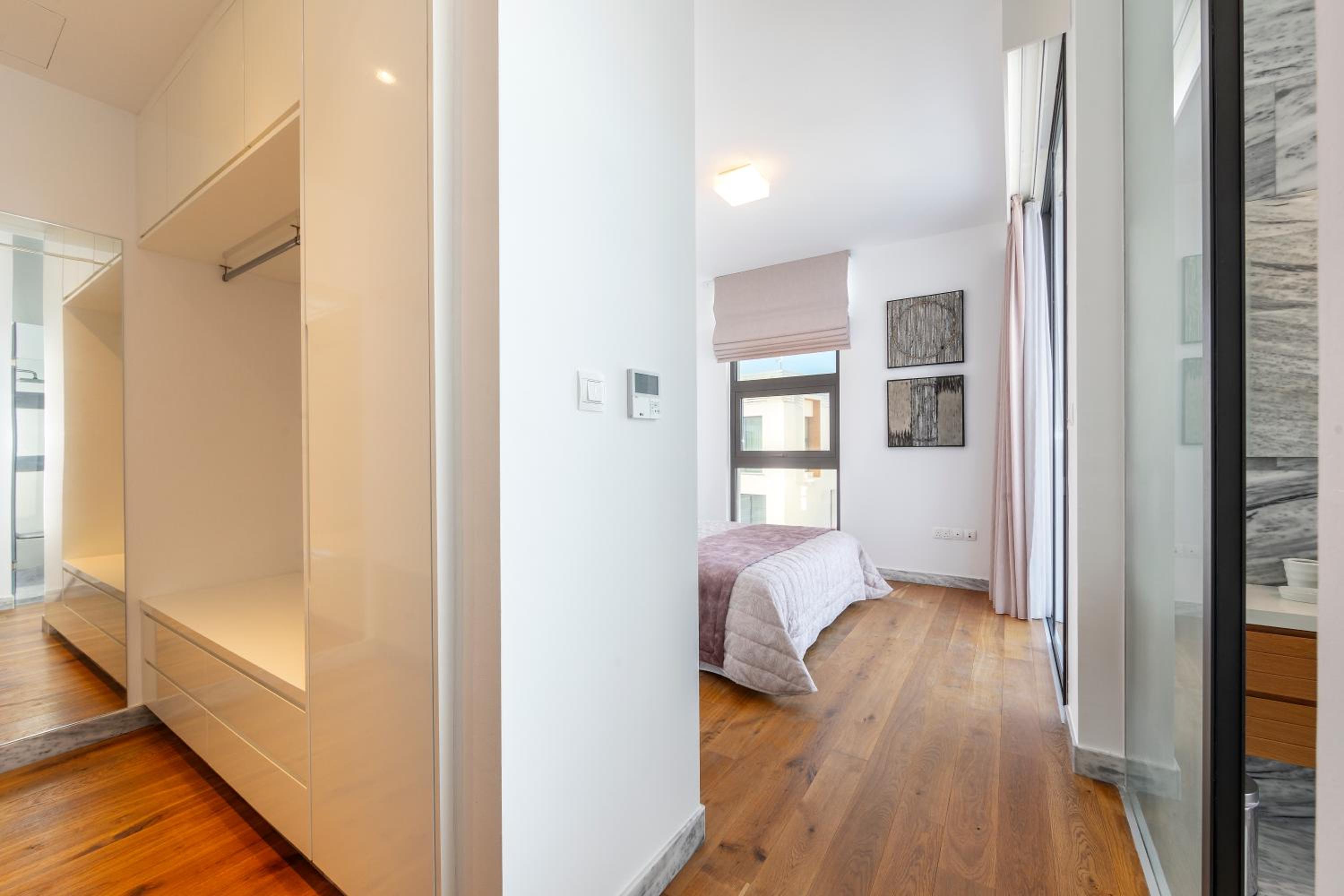 Villa Beach Heaven(Laurus 1), walking distance to the beach view 5