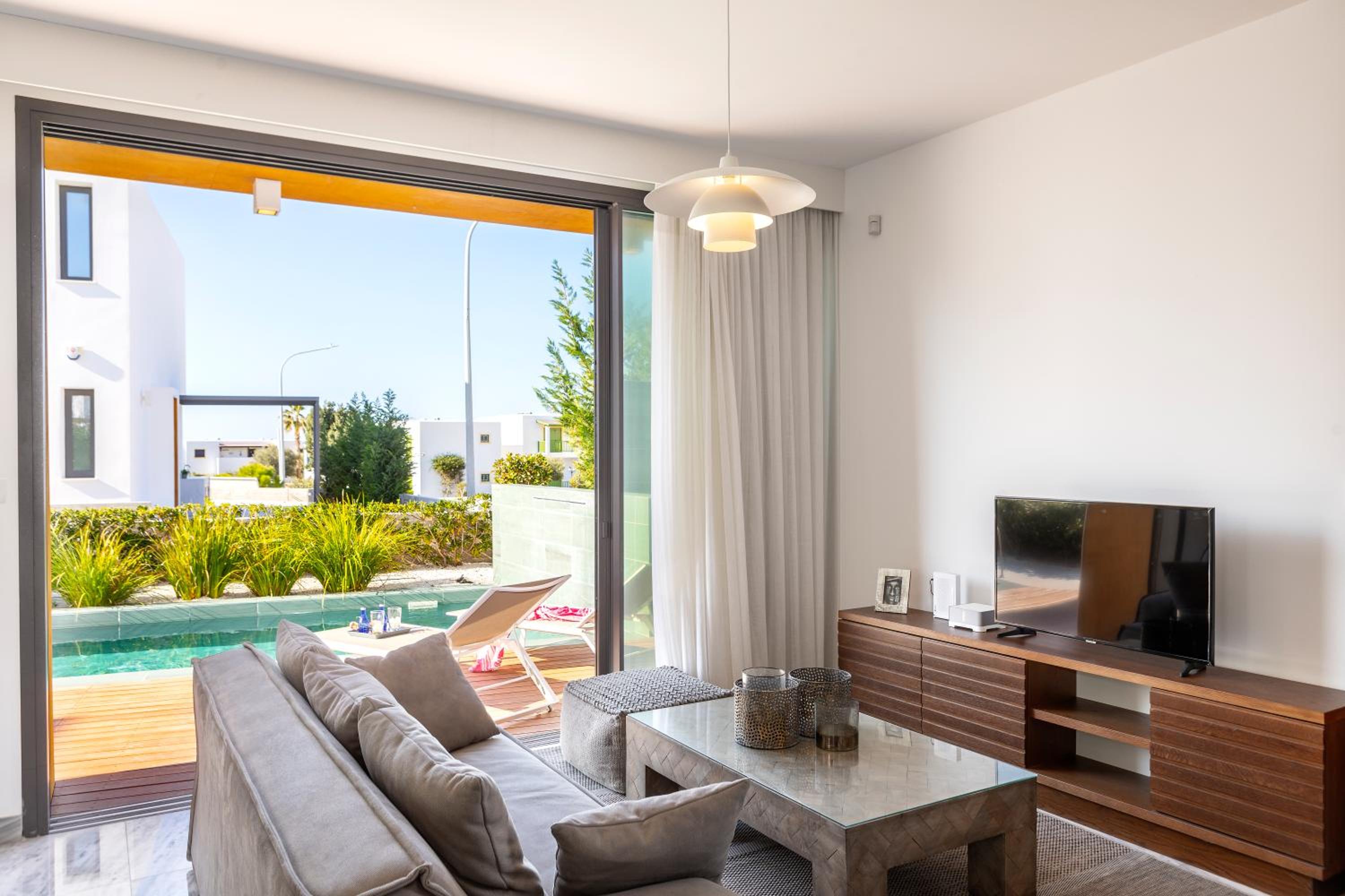 Villa Beach Heaven(Laurus 1), walking distance to the beach view 2