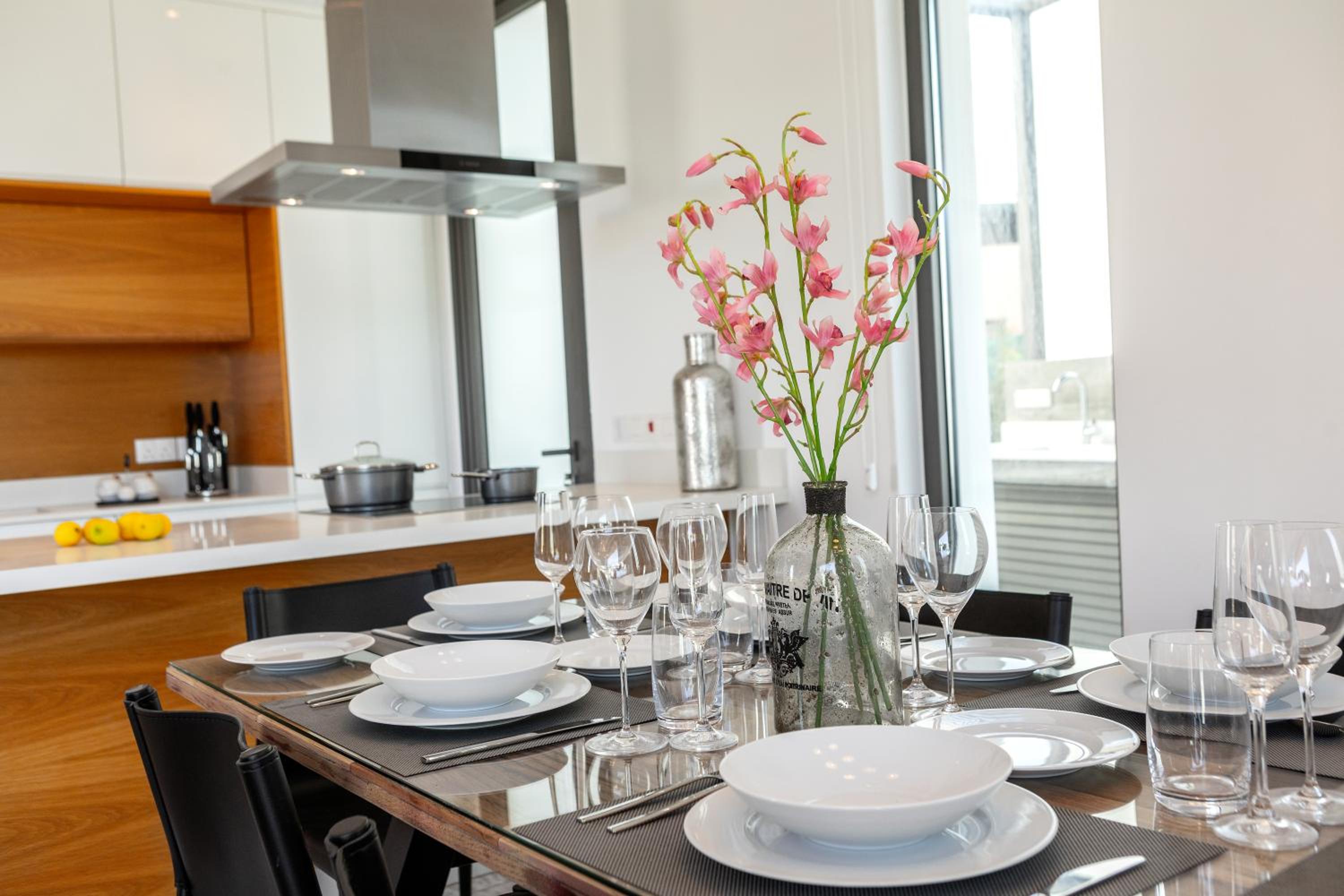 Villa Beach Heaven(Laurus 1), walking distance to the beach view 4