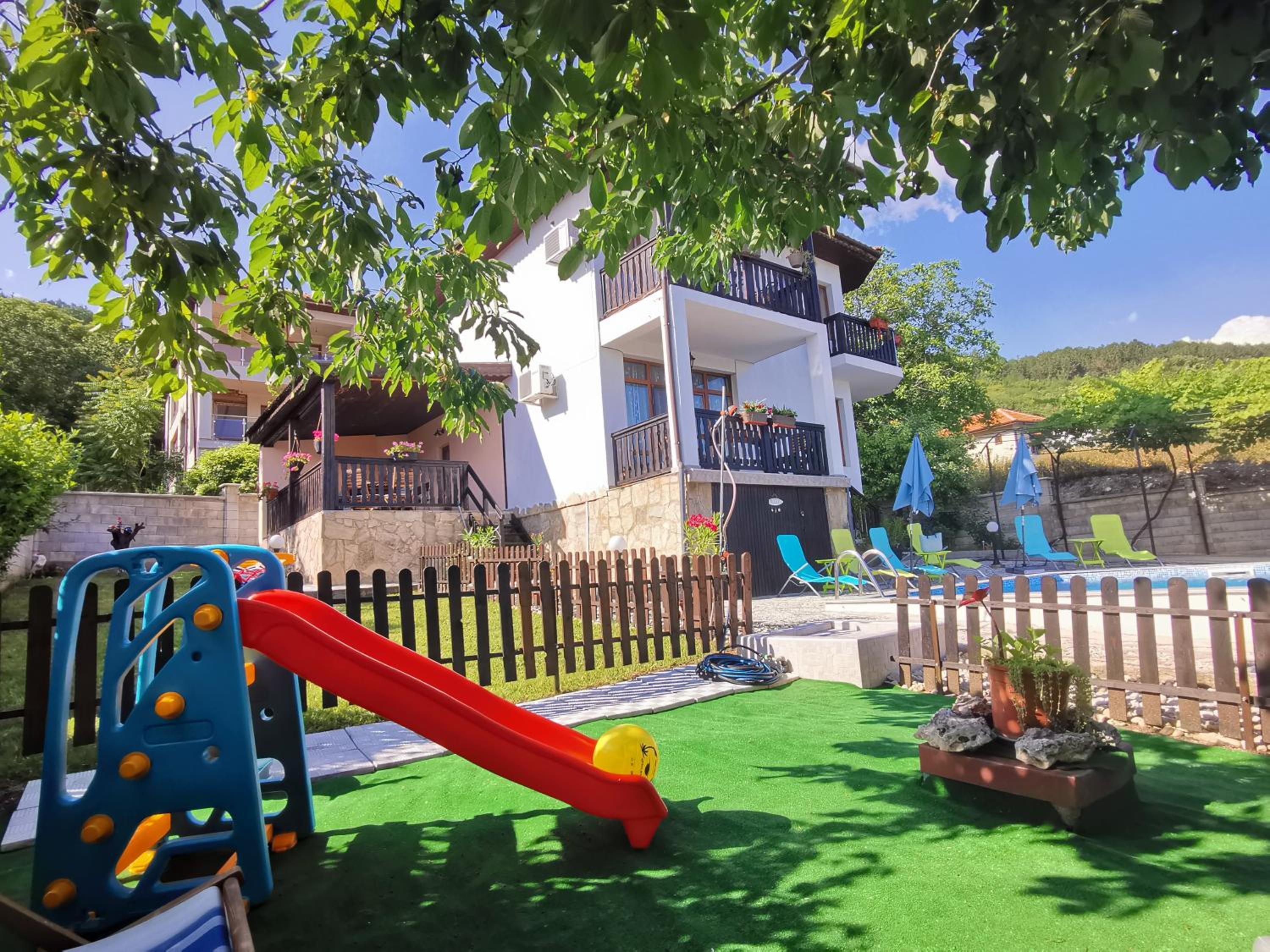 Villa Holly