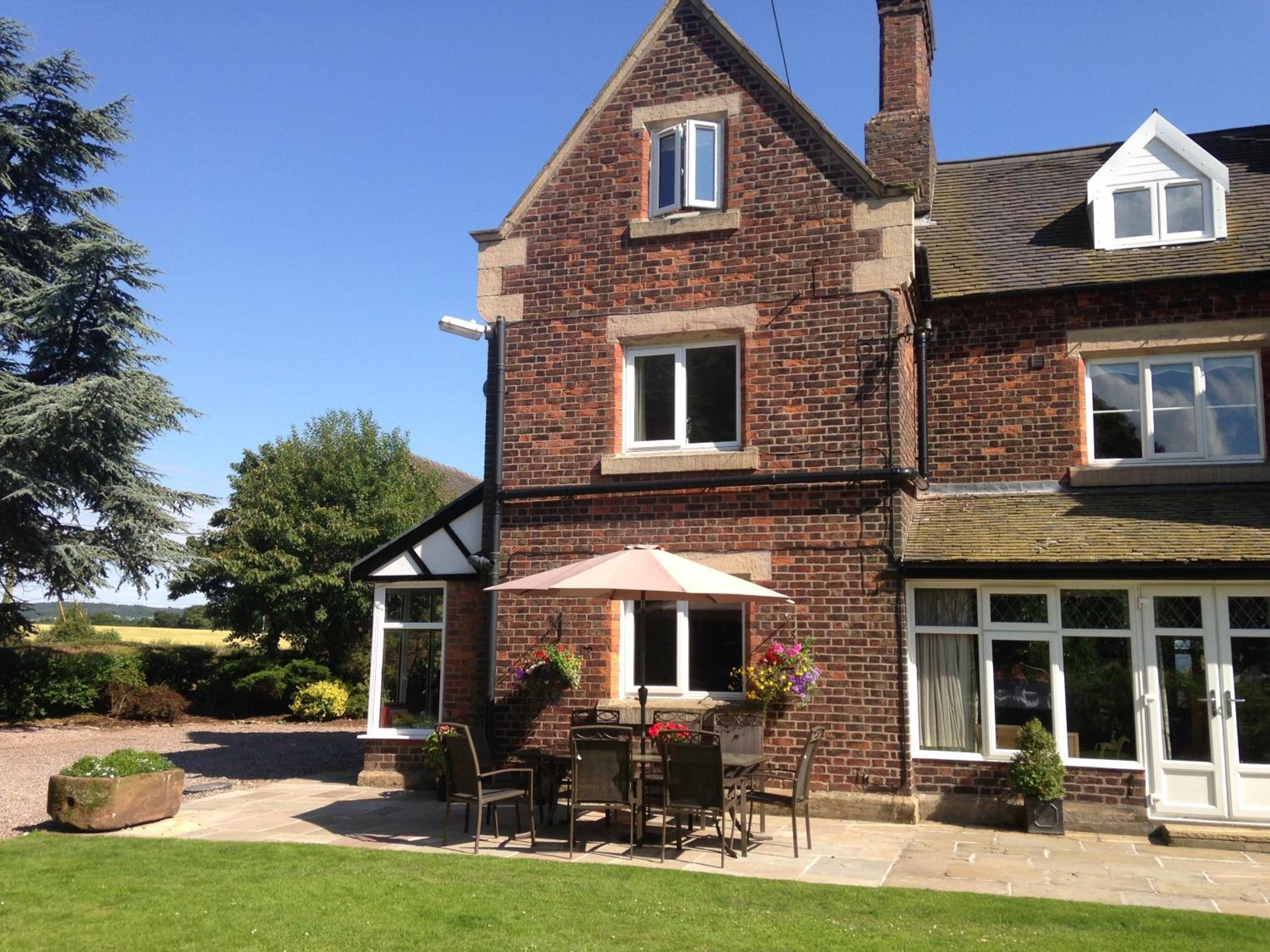 Whitethorn Bed and Breakfast